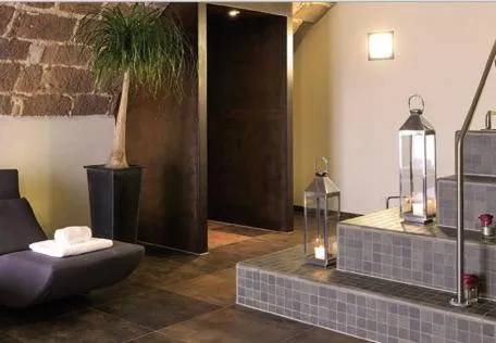 Decorative detail in Schlosshotel Bergzaberner Hof