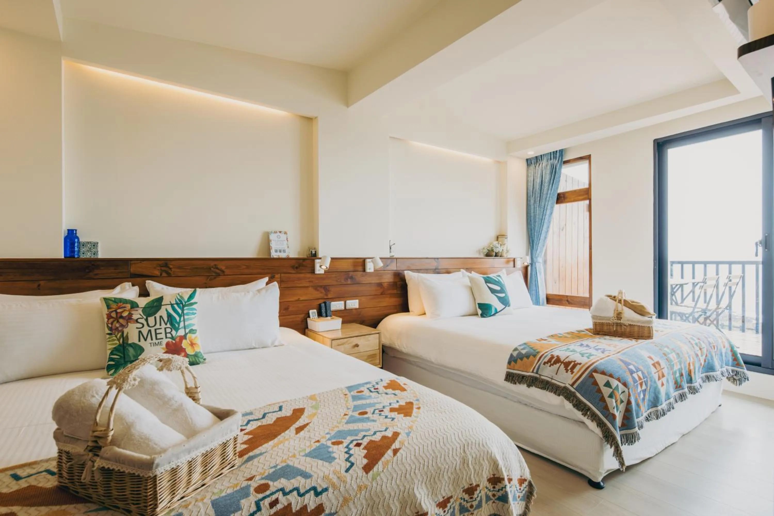 Bed in Chuanfanrock Haku Beach Days Inn