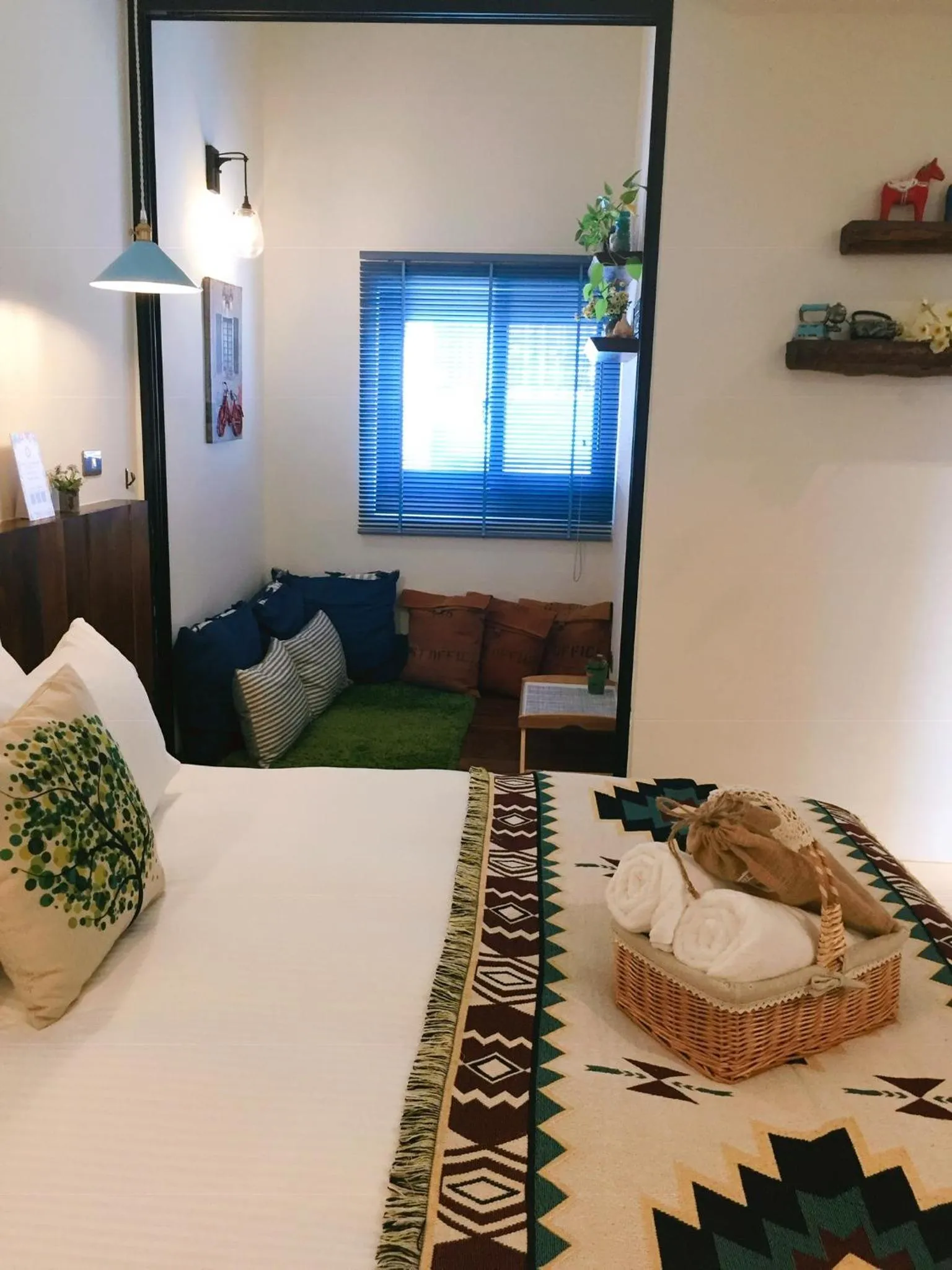 Decorative detail, Bed in Chuanfanrock Haku Beach Days Inn