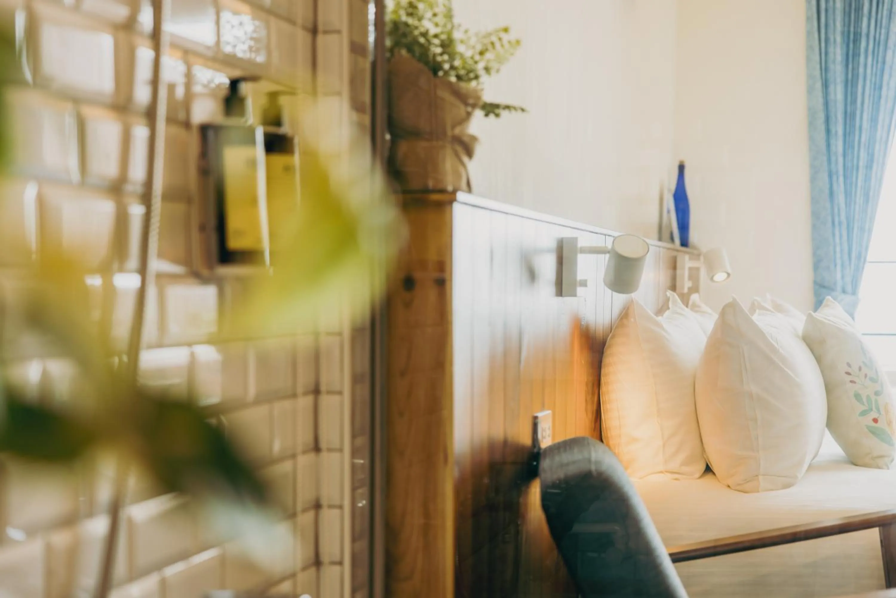 Chuanfanrock Haku Beach Days Inn