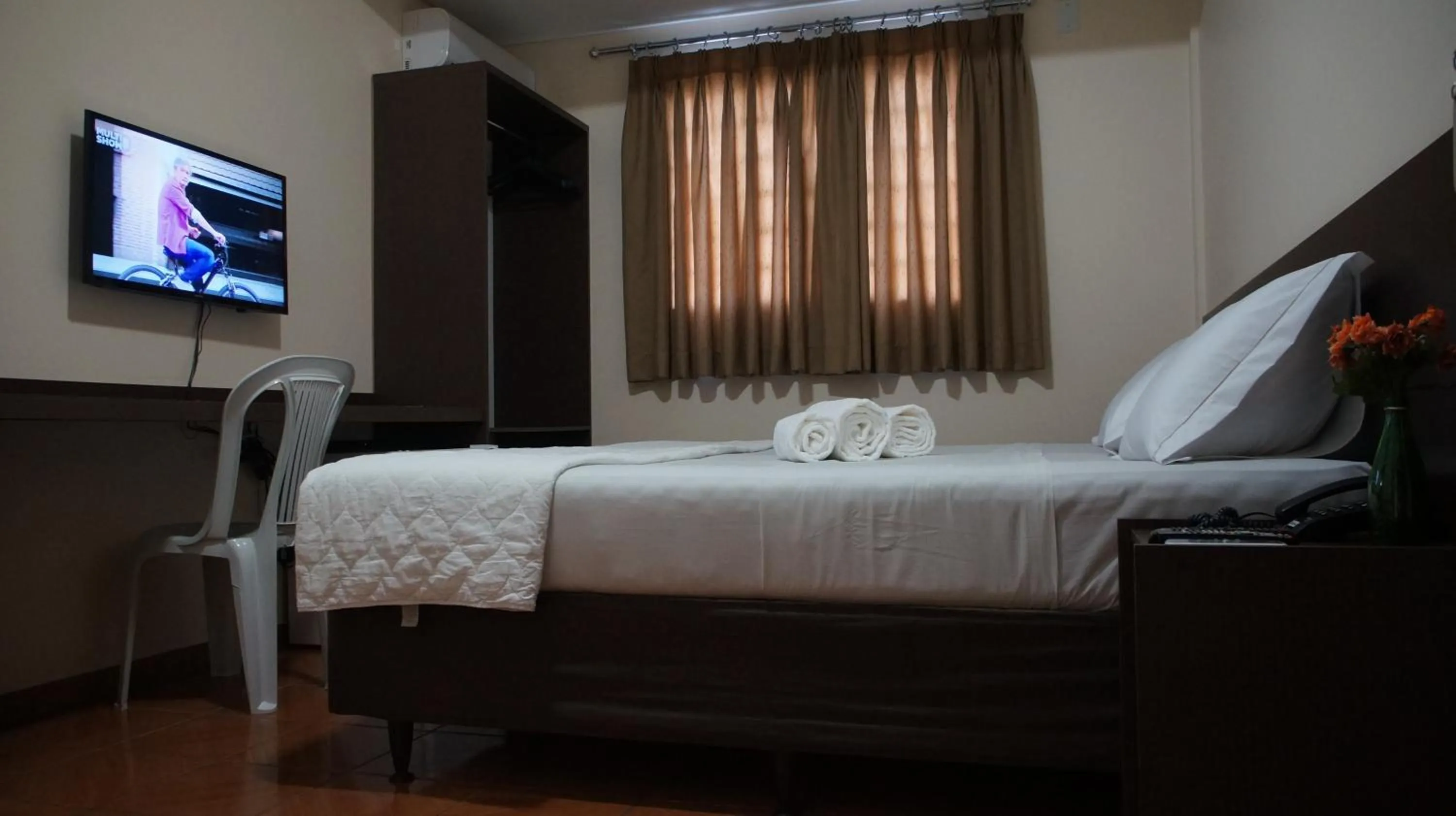 Bed in Pinheiros Hotel