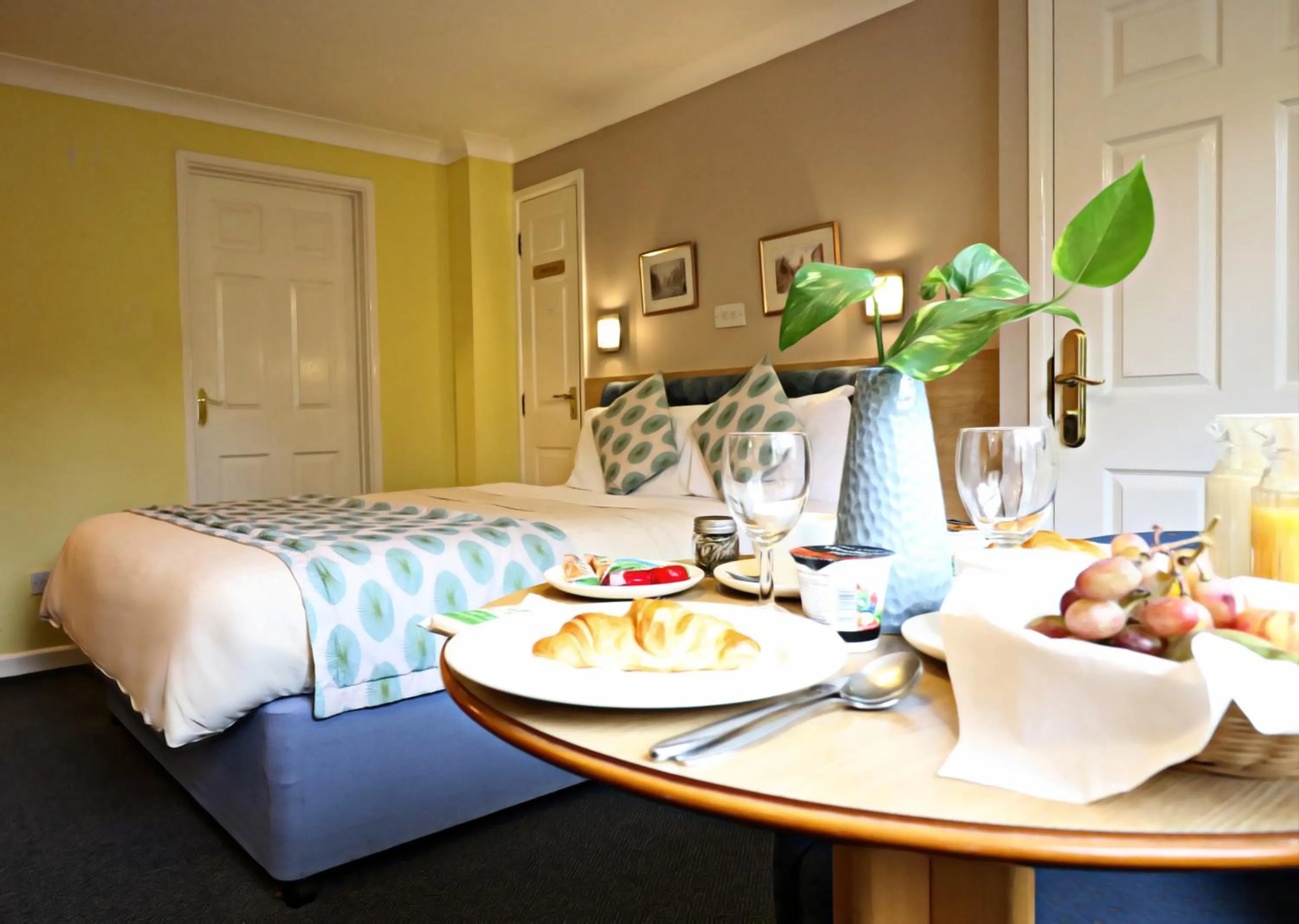 Continental breakfast, Bed in Marlborough House - Guest House
