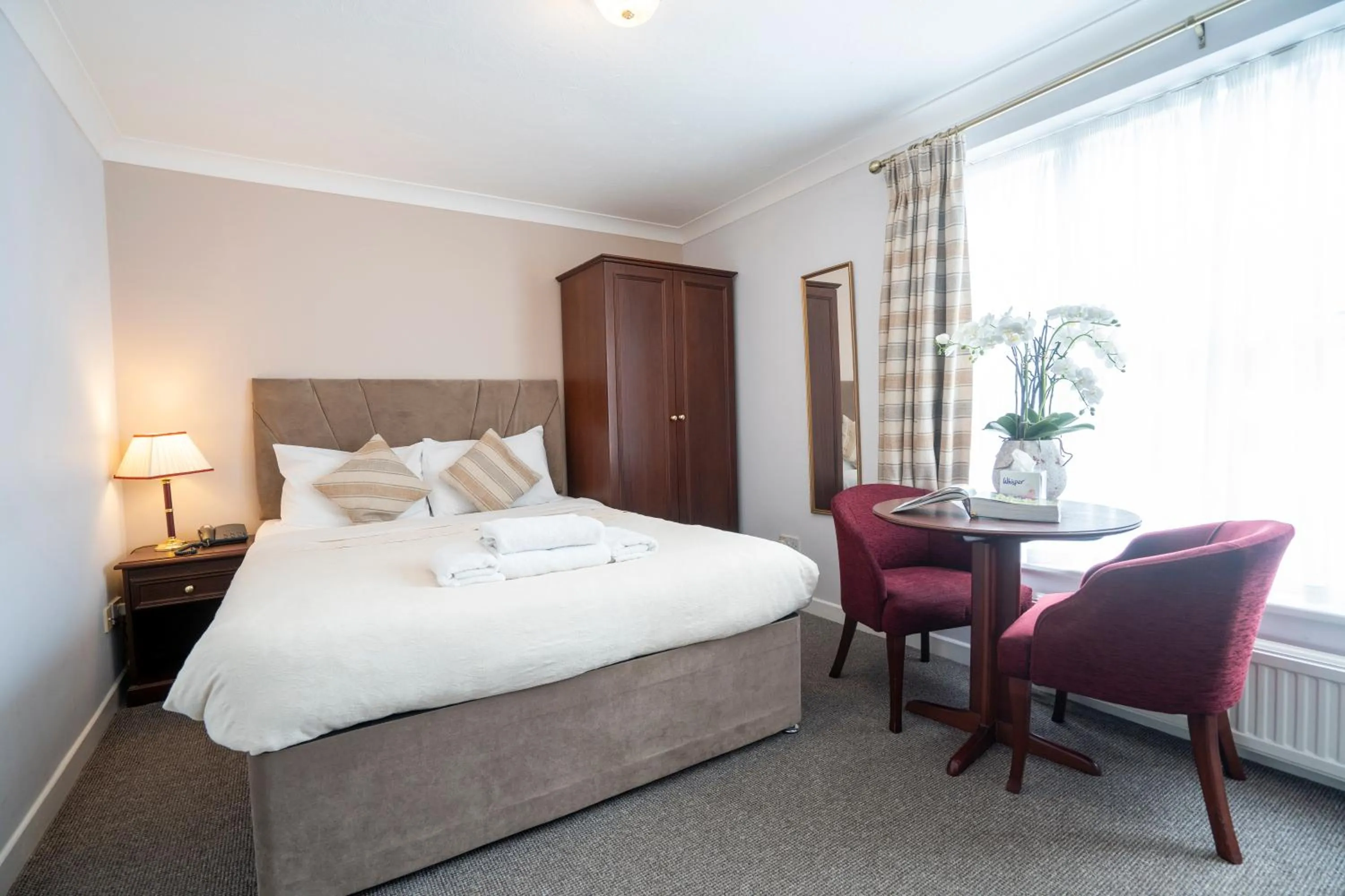 Bed in Marlborough House - Guest House