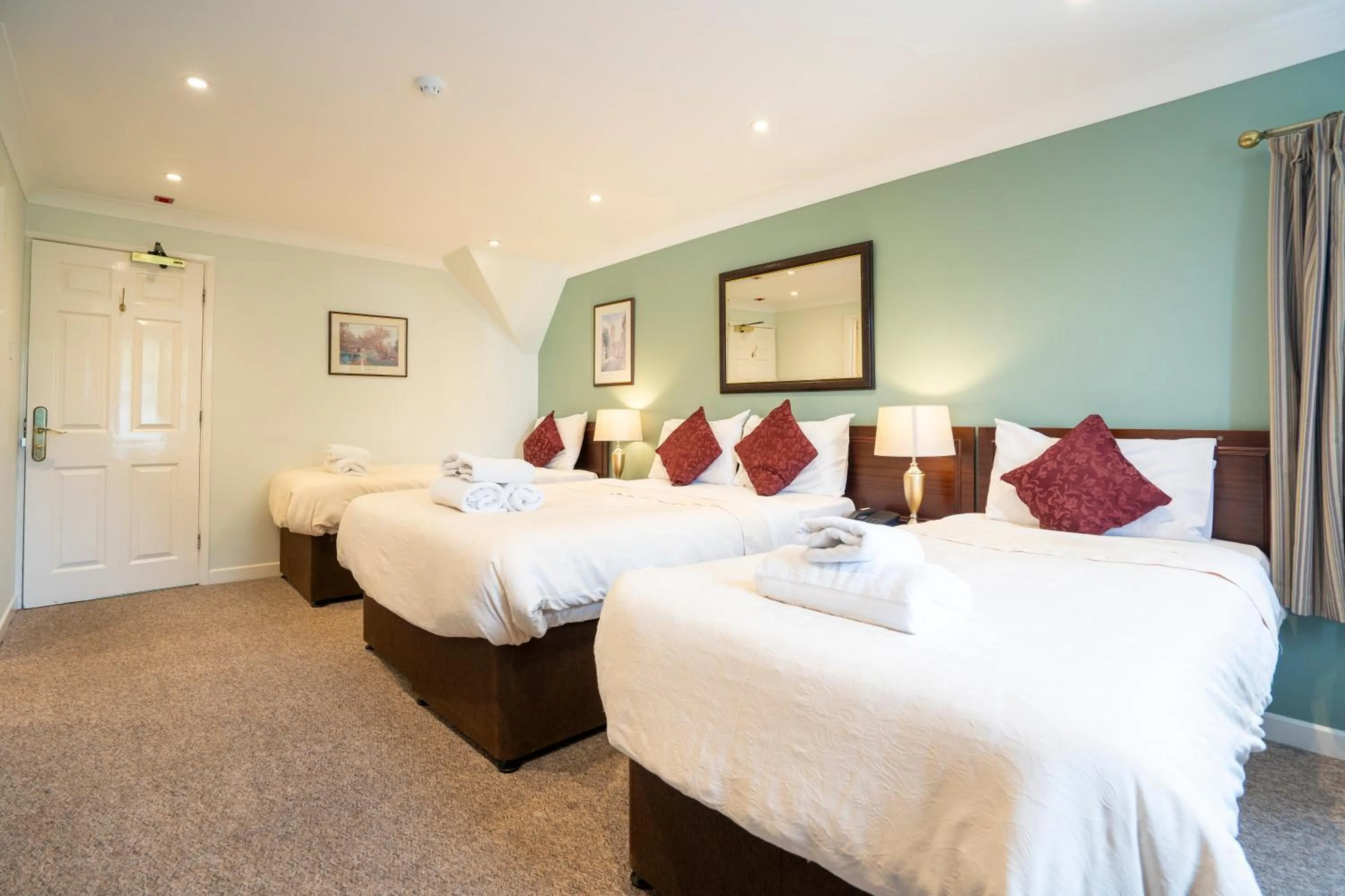 Bed in Marlborough House - Guest House