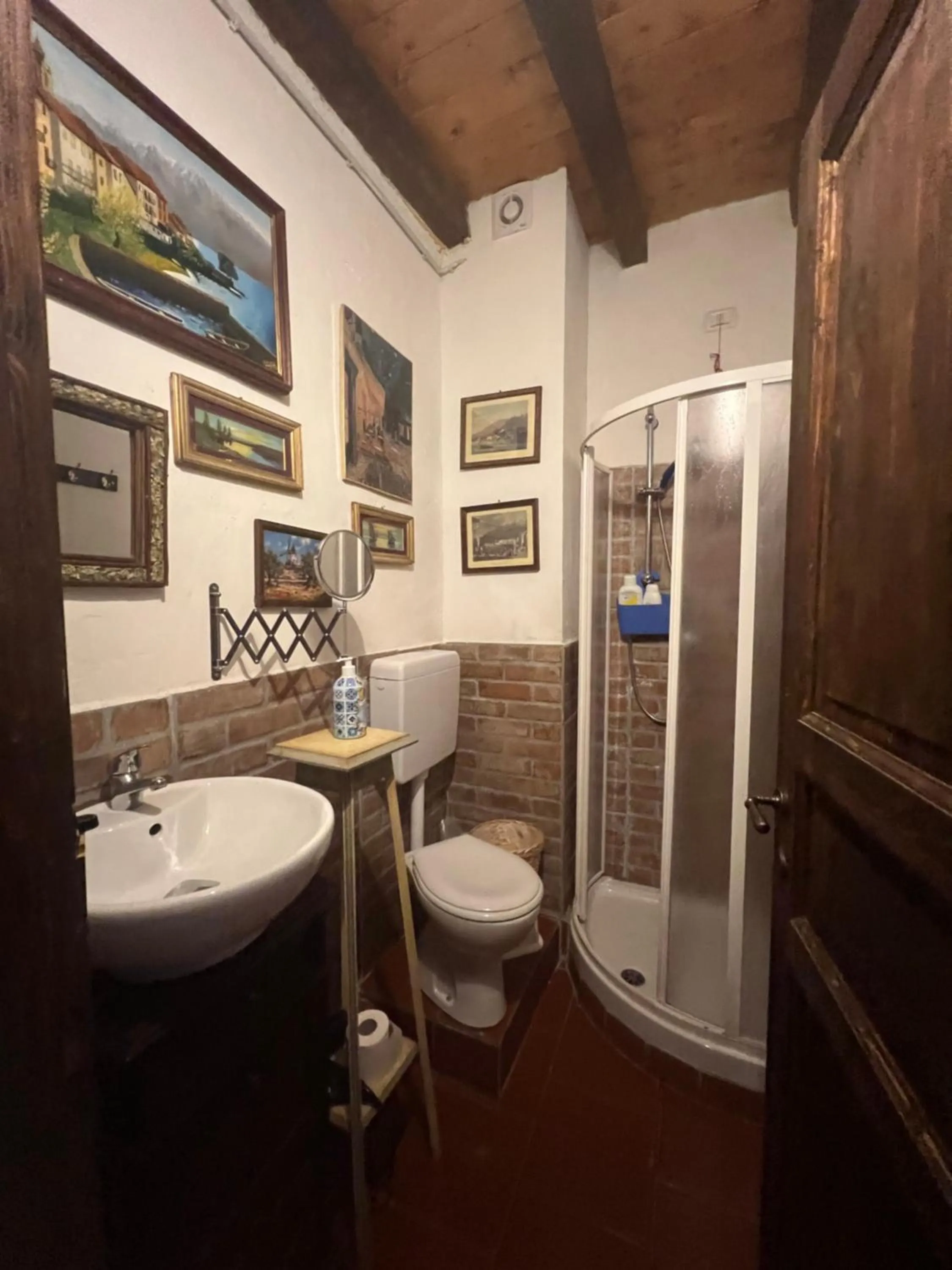 Shower in B&B COME UN TEMPO