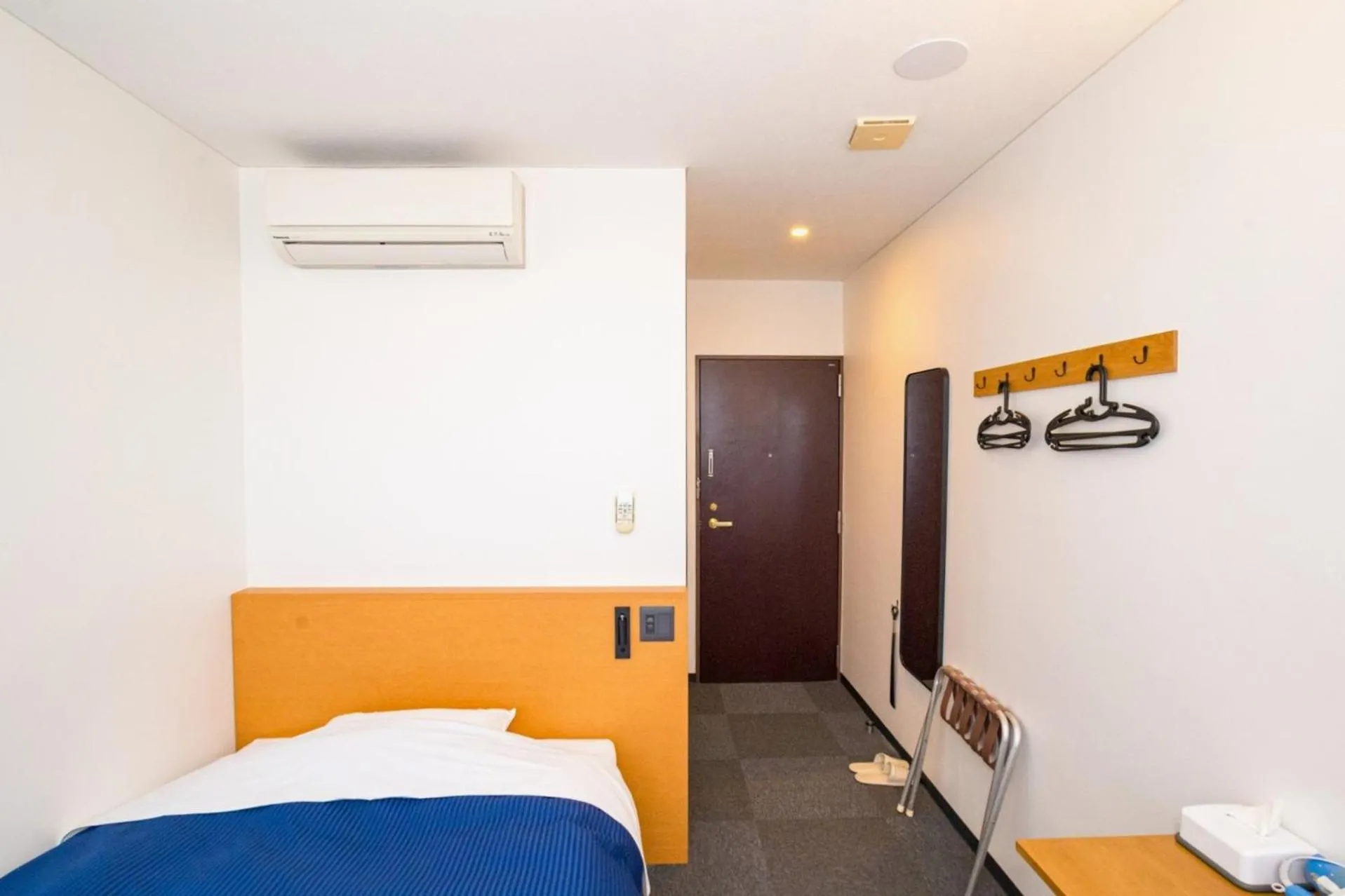 Bed in Hitachi Hotel Crane