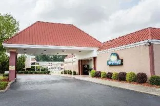 Days Inn by Wyndham Goldsboro