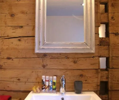 Bathroom in Boutique Hotel The River House