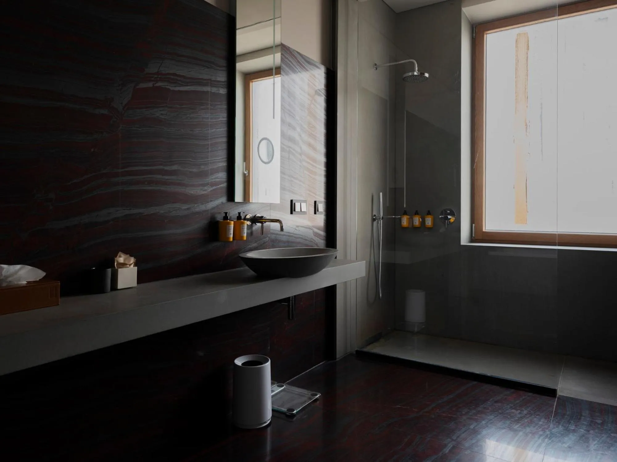 Shower in Hotel Warszawa