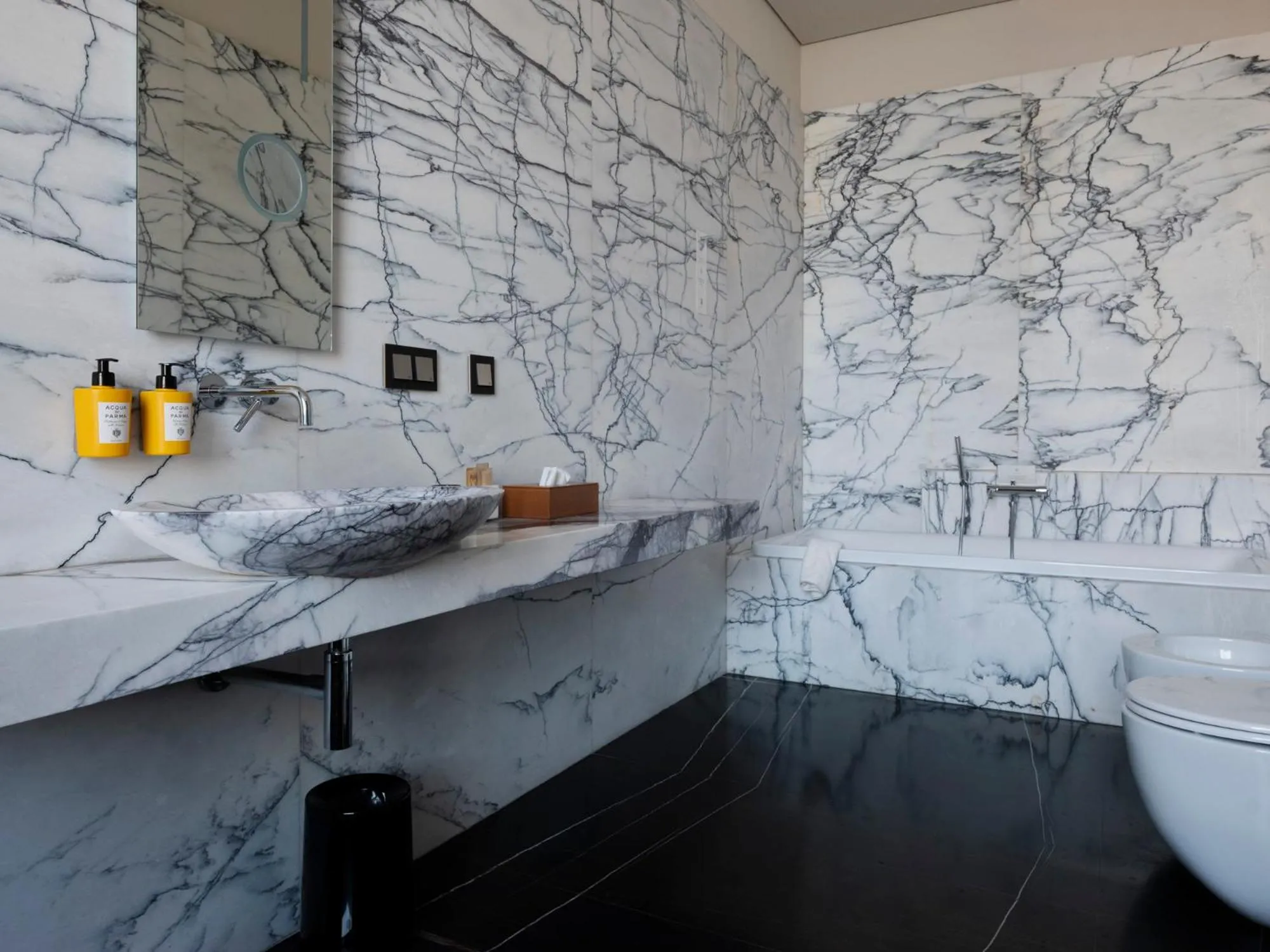 Bathroom in Hotel Warszawa