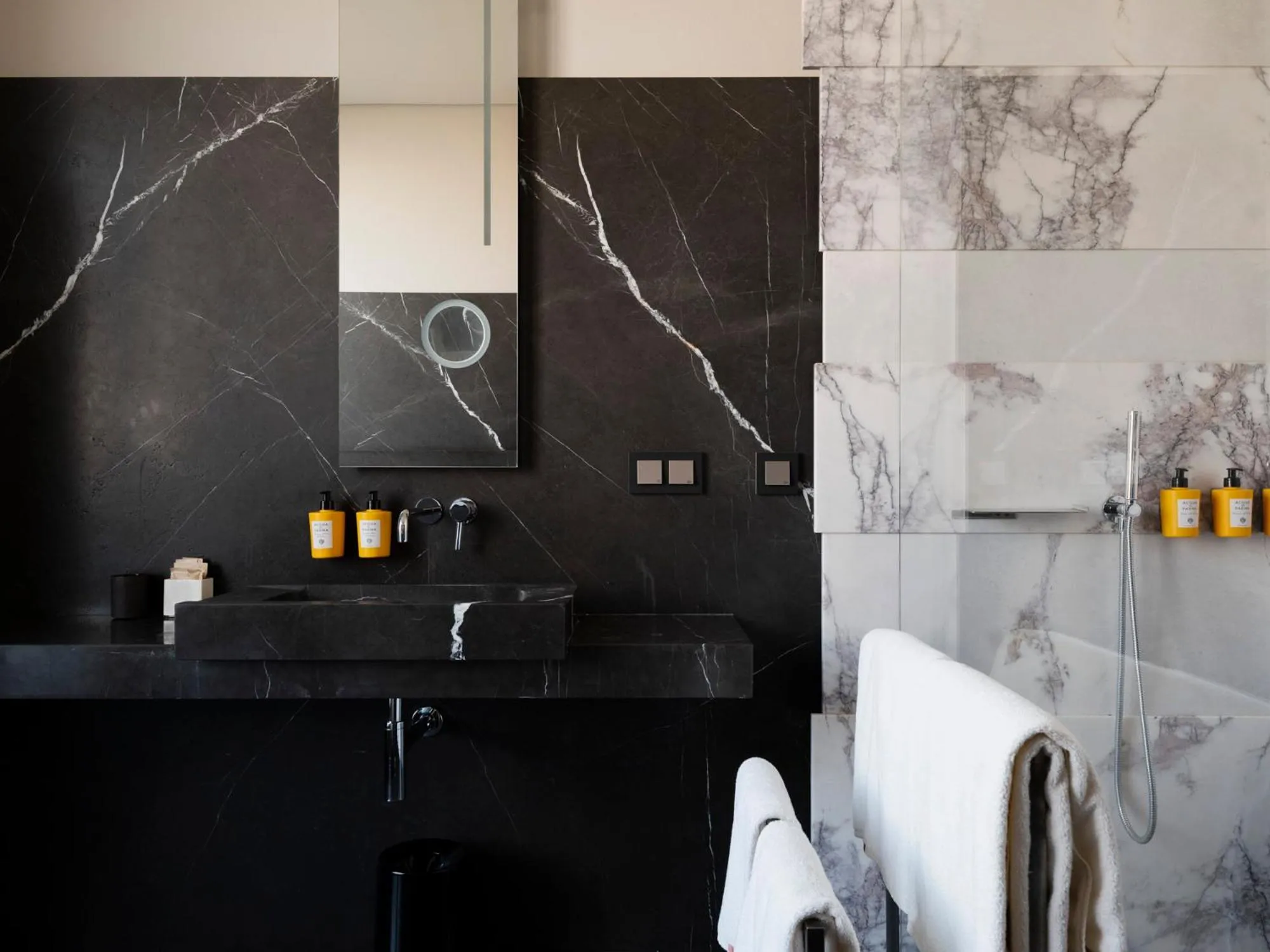 Shower in Hotel Warszawa