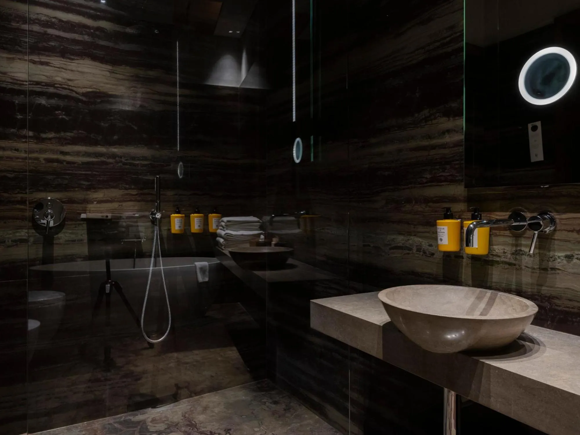 Shower in Hotel Warszawa