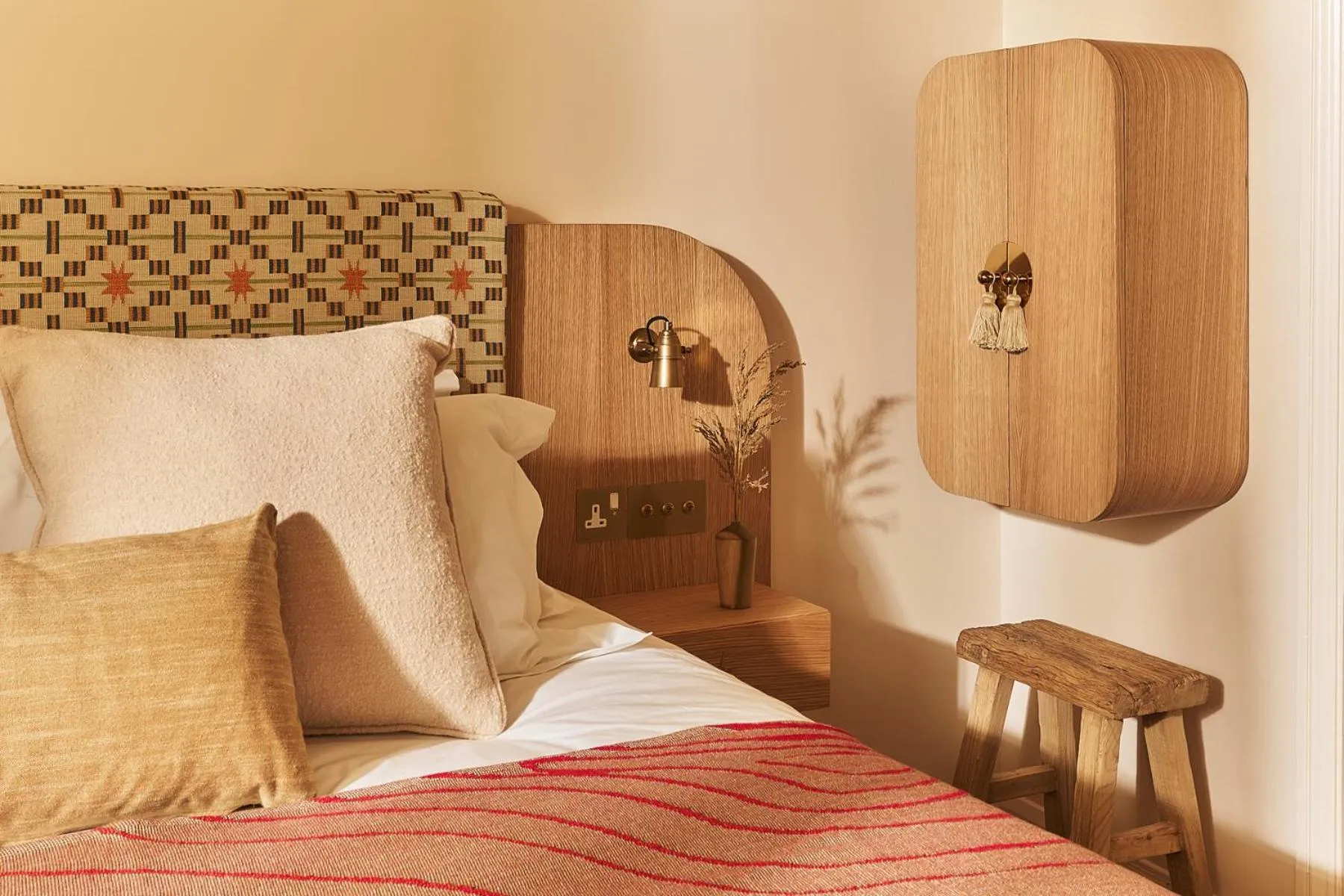 Bed in Crafted at Powdermills