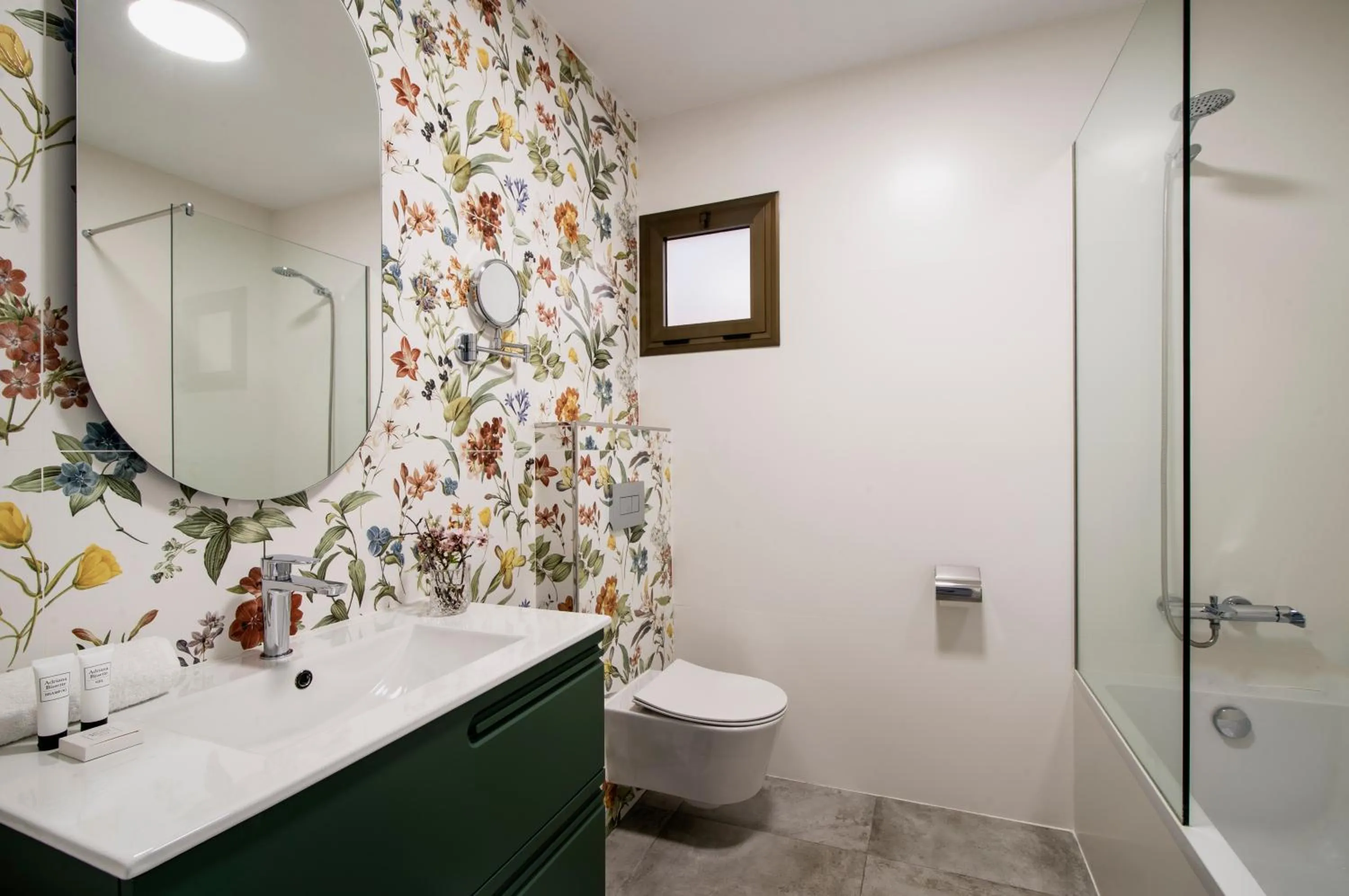 Shower in Macdonald La Ermita Resort