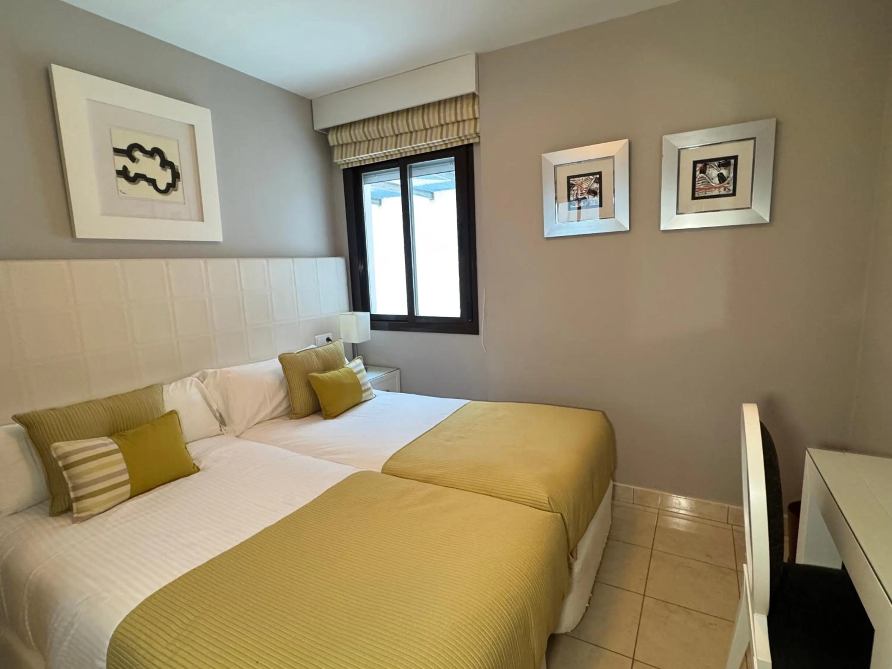 Bedroom, Bed in Macdonald La Ermita Resort