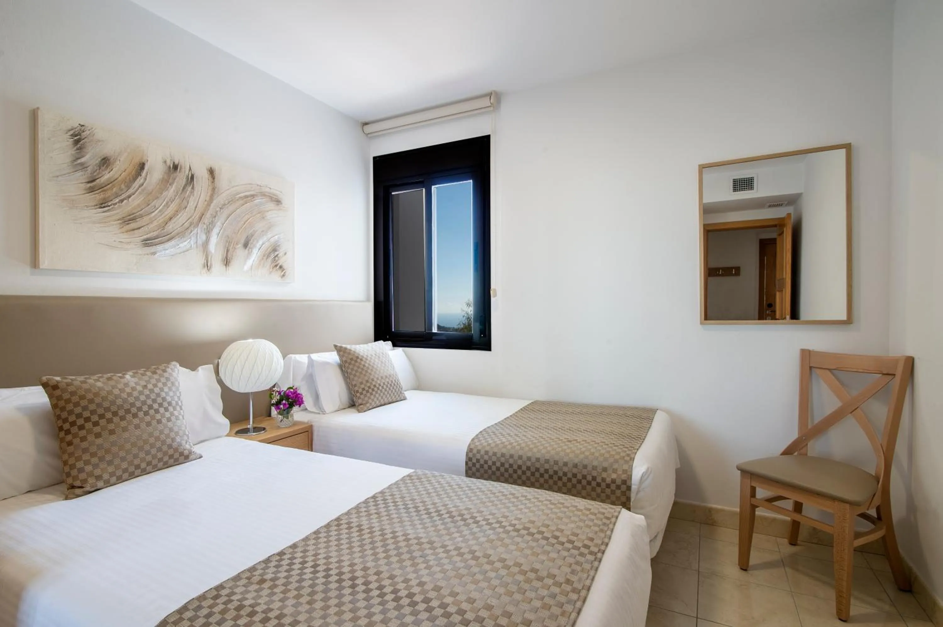 Bedroom, Bed in Macdonald La Ermita Resort