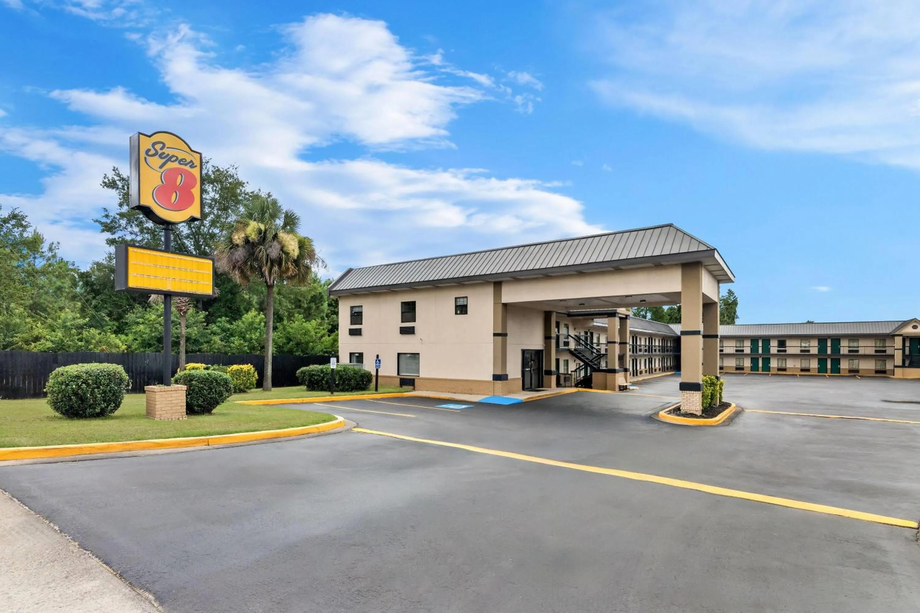 Property building in Super 8 by Wyndham Columbia