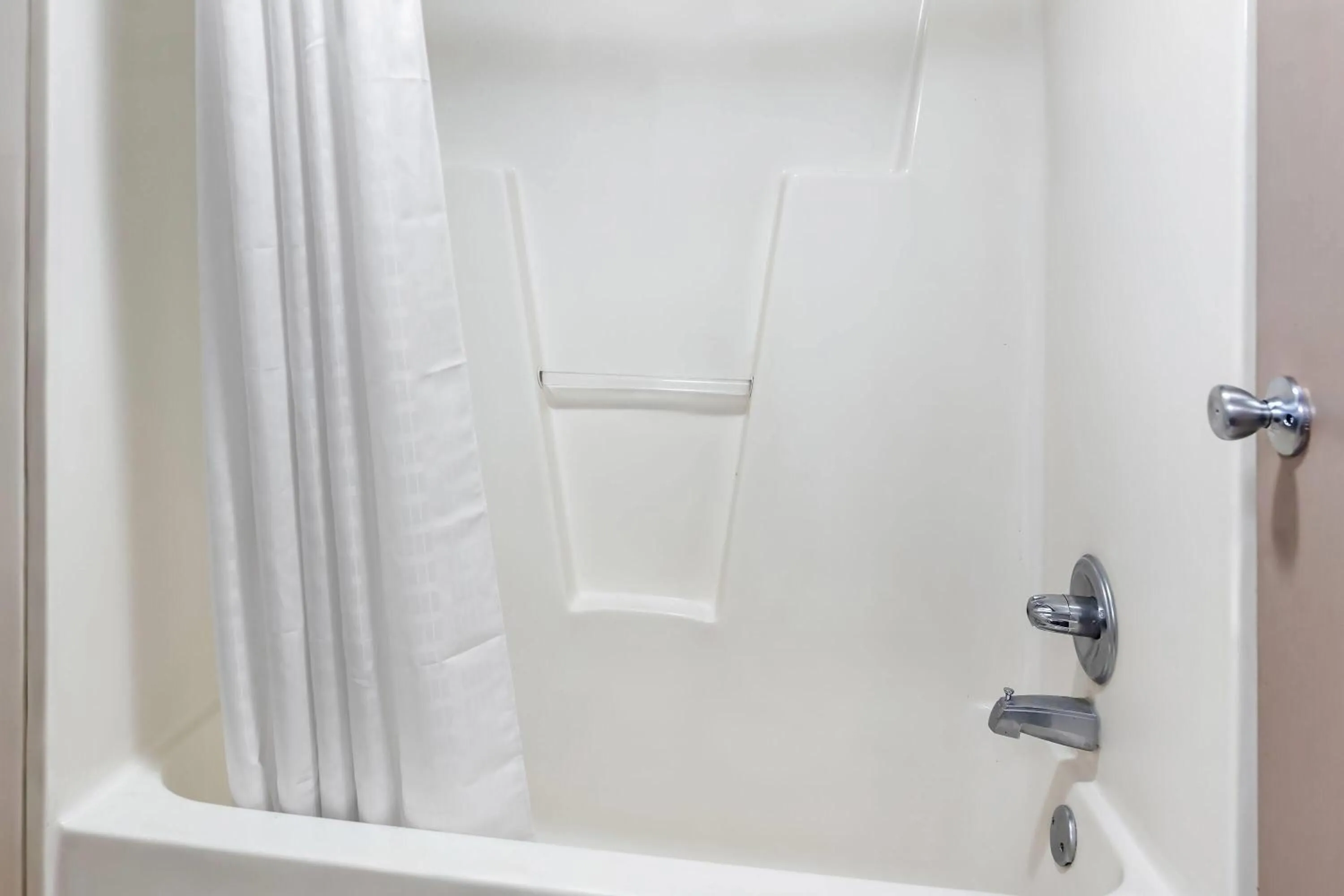 Bathroom in Super 8 by Wyndham Columbia