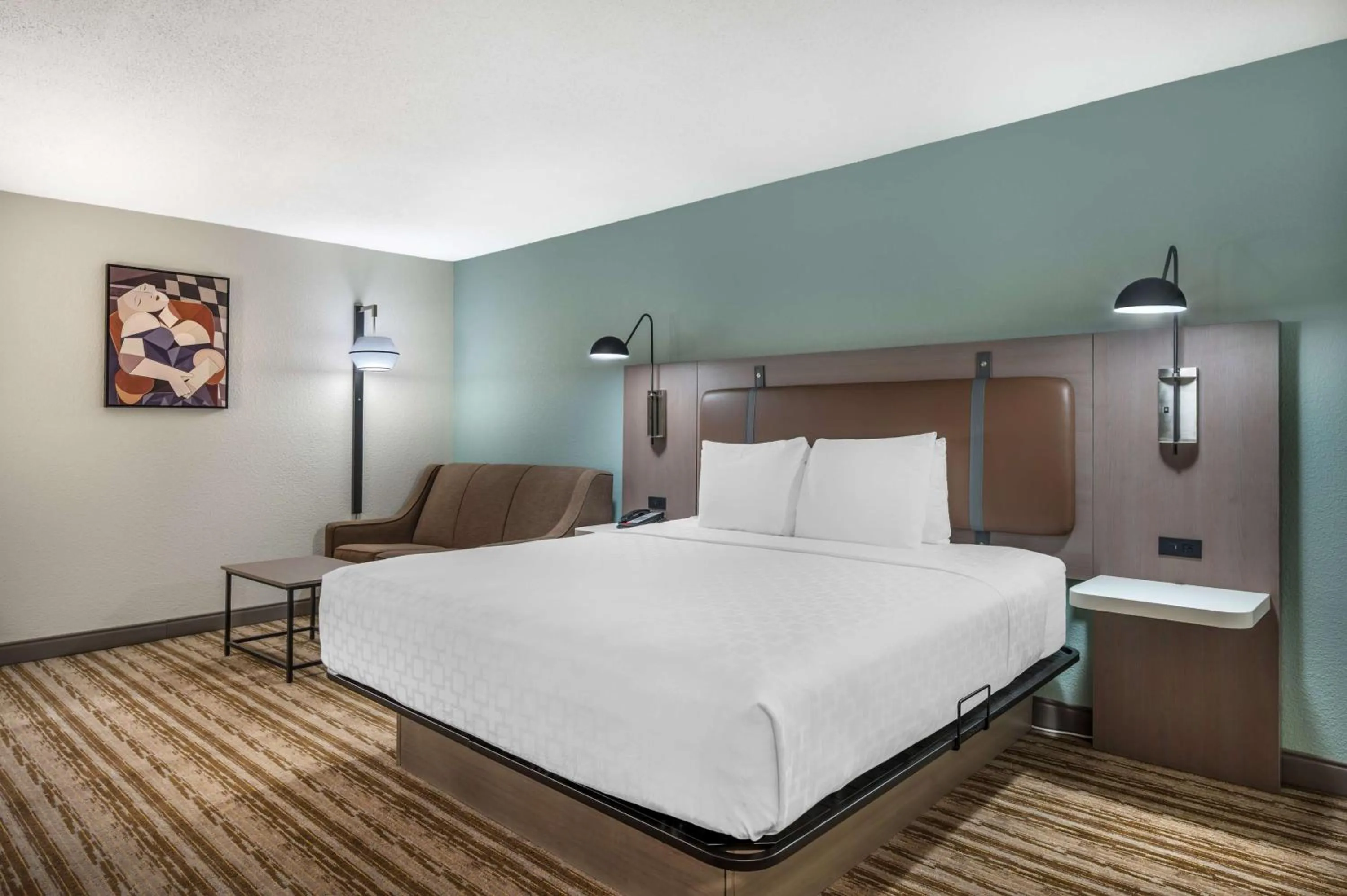 Bedroom, Bed in Best Western Plus Richmond Indiana I-70