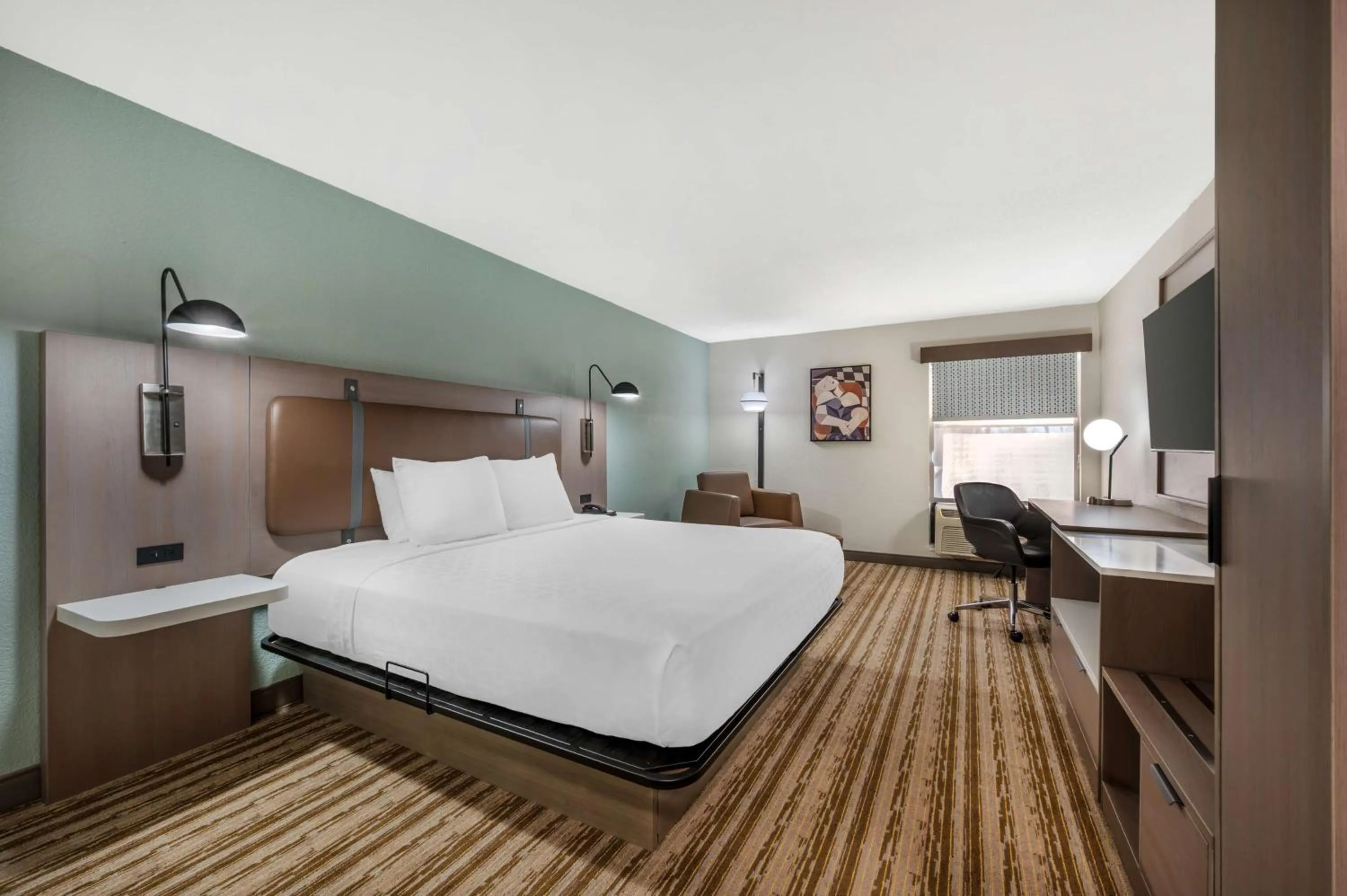 Bedroom, Bed in Best Western Plus Richmond Indiana I-70