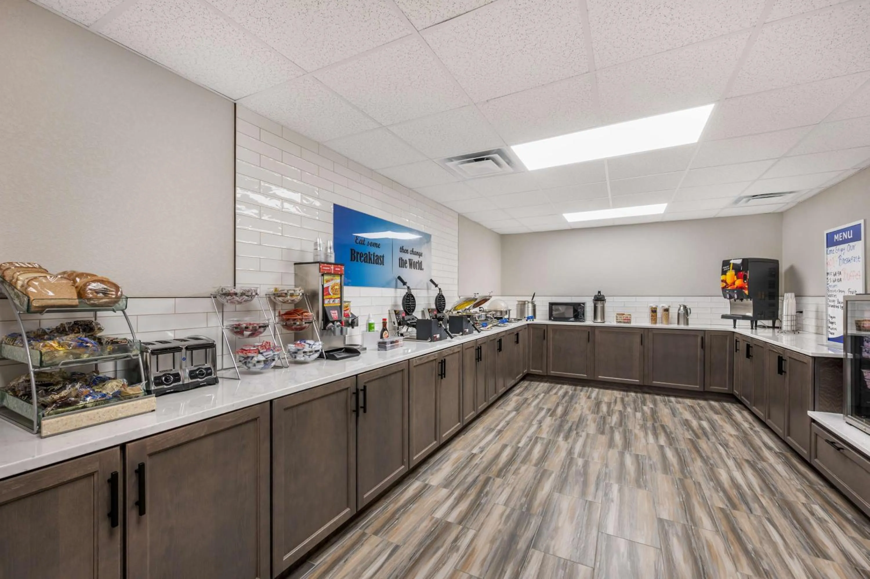 Breakfast in Best Western Plus Richmond Indiana I-70