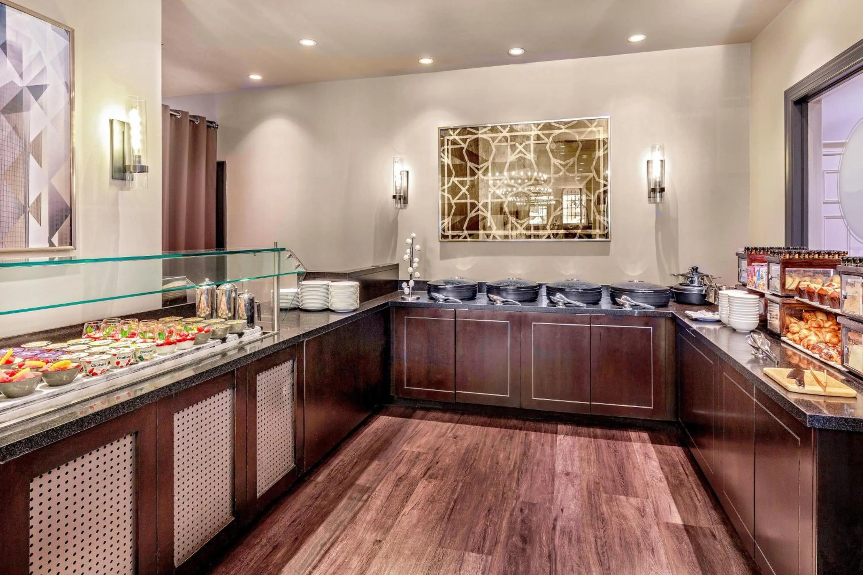 Breakfast in Sheraton Commander Hotel