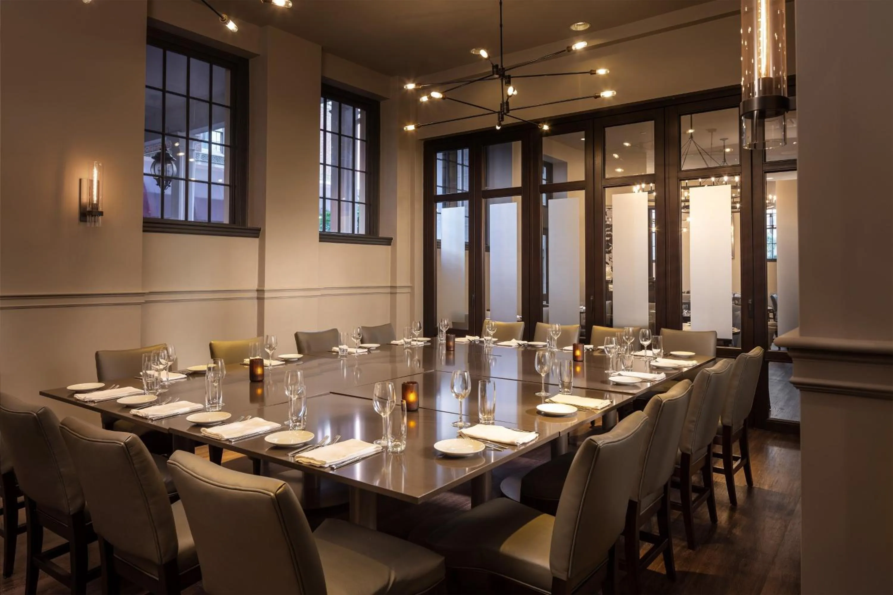 Meeting/conference room in Sheraton Commander Hotel