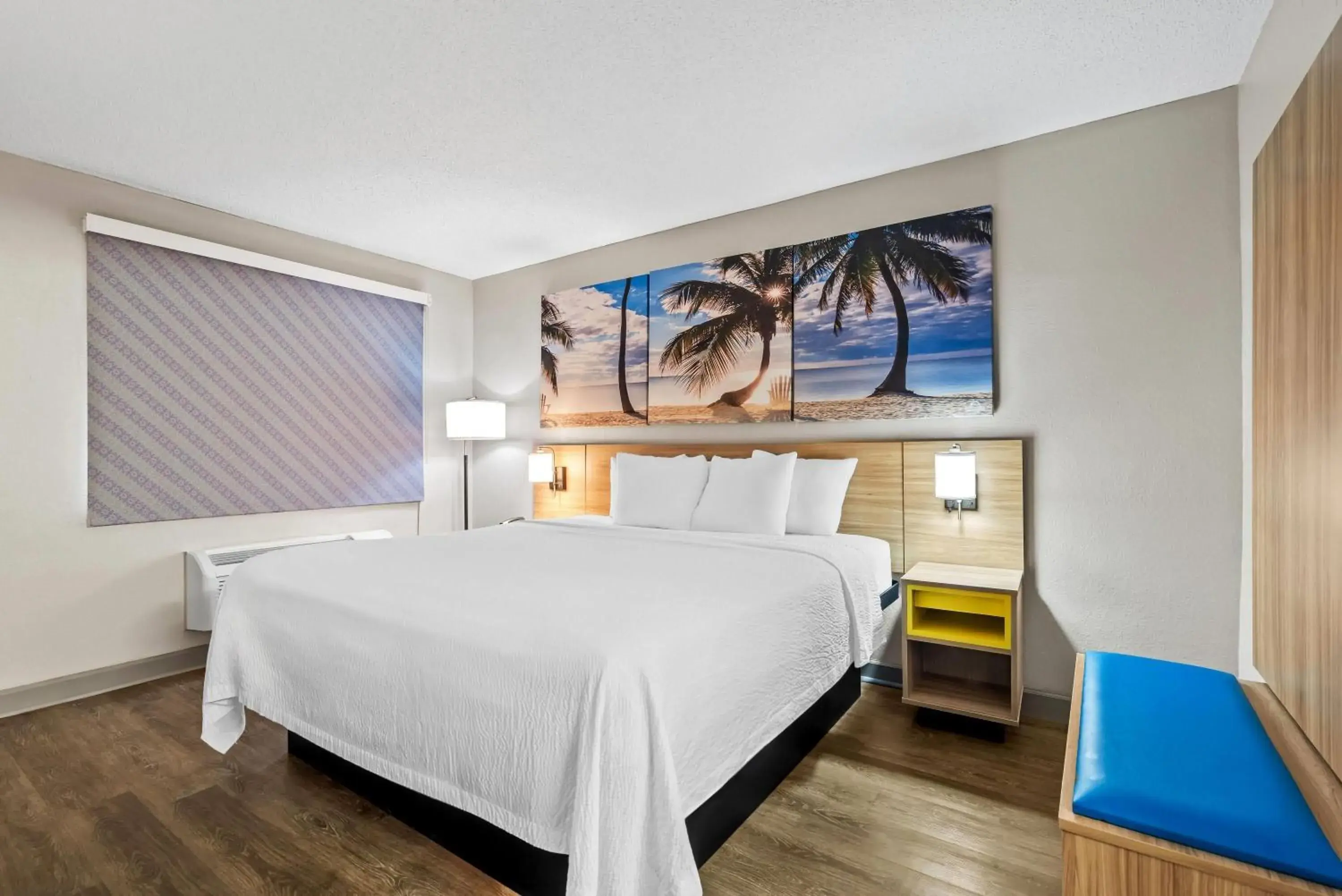 King Room - Disability Access/Non-Smoking in Days Inn by Wyndham Jacksonville NC King Room - Disability Access/Non-Smoking in Days Inn by Wyndham Jacksonville NC