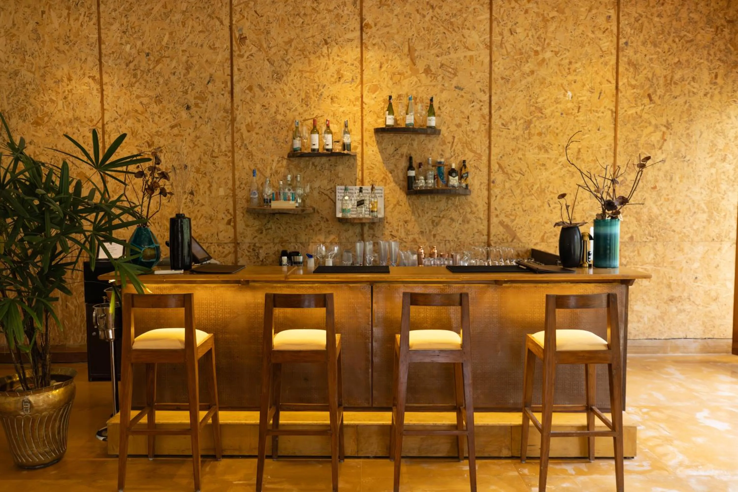 Restaurant/places to eat in Saraca Resort & Spa Corbett