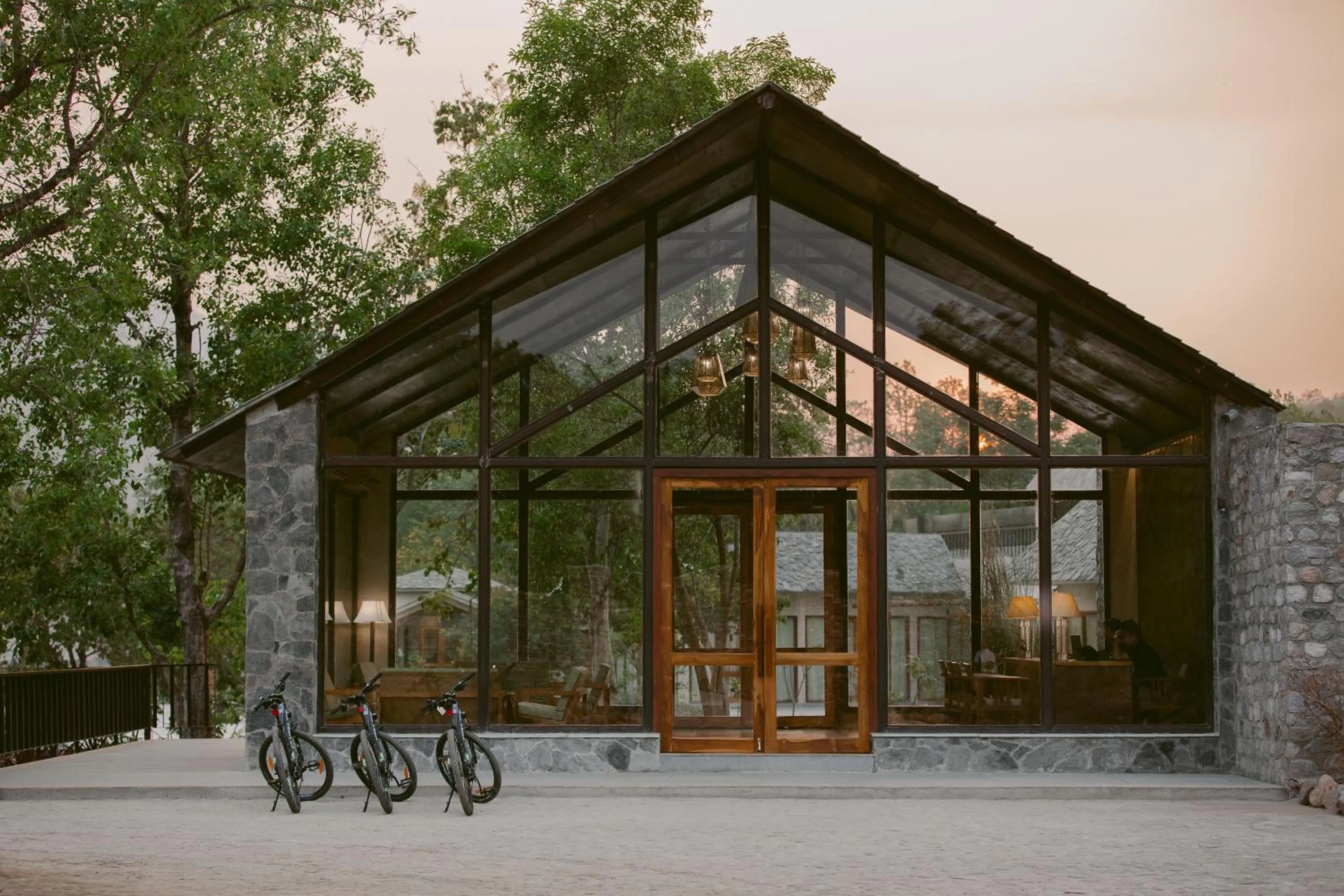 Facade/entrance in Saraca Resort & Spa Corbett