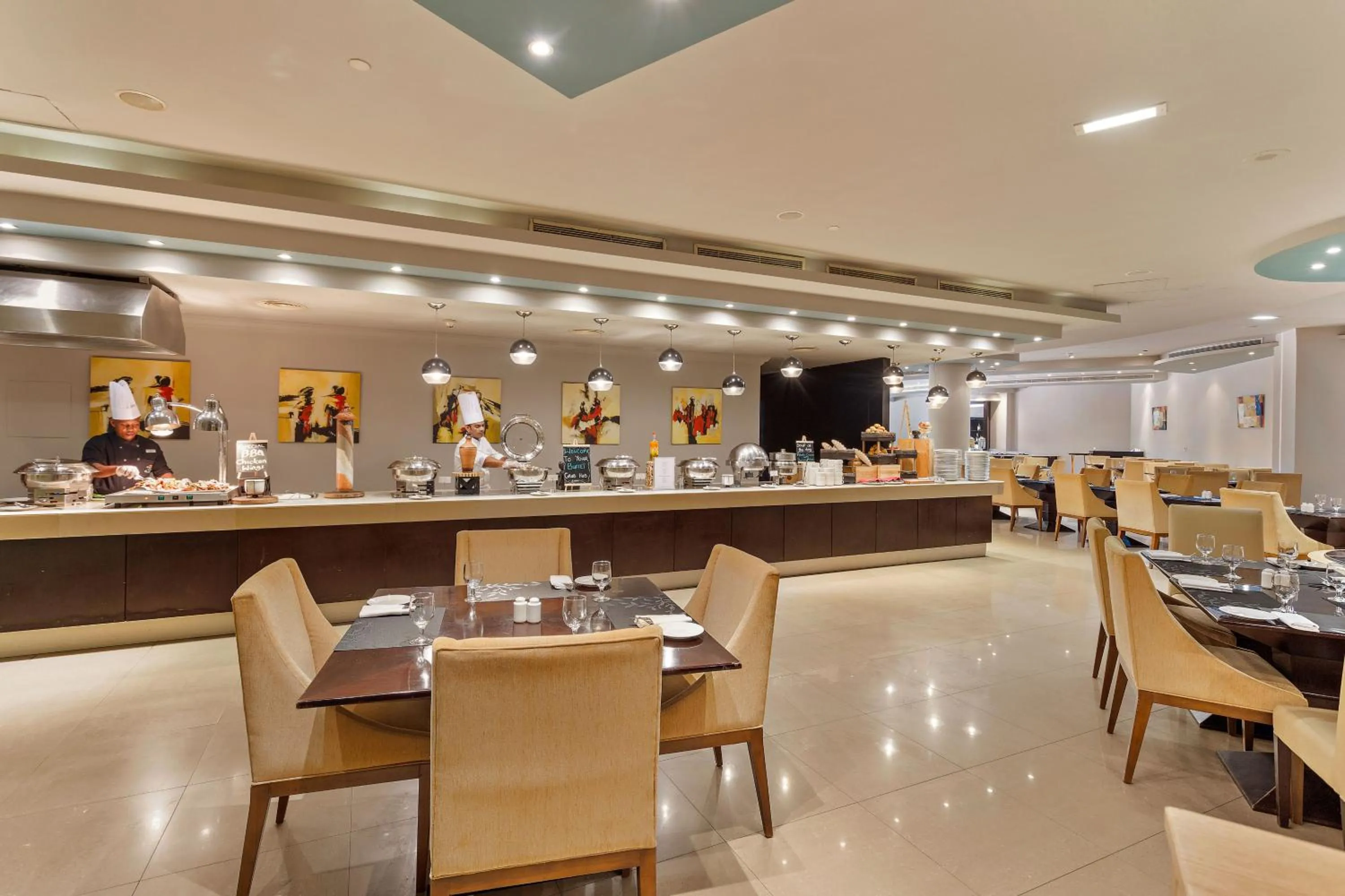Restaurant/places to eat in Al Hamra Residence
