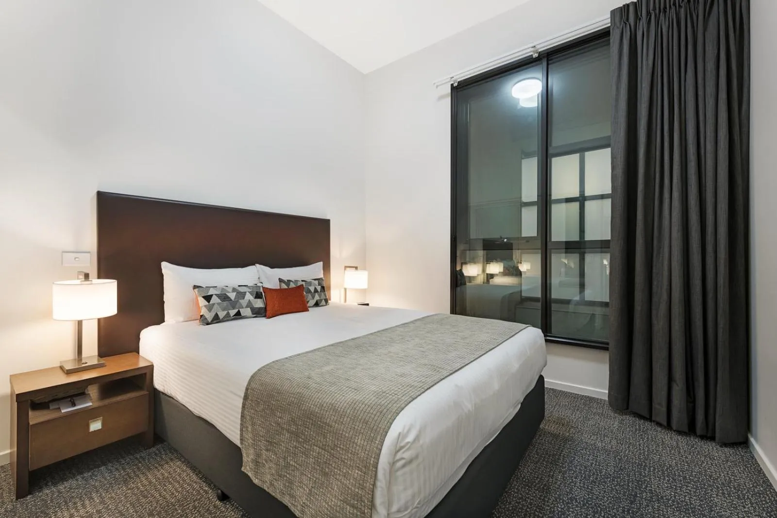 Bedroom, Bed in Melbourne CBD Central Apartment Hotel Official