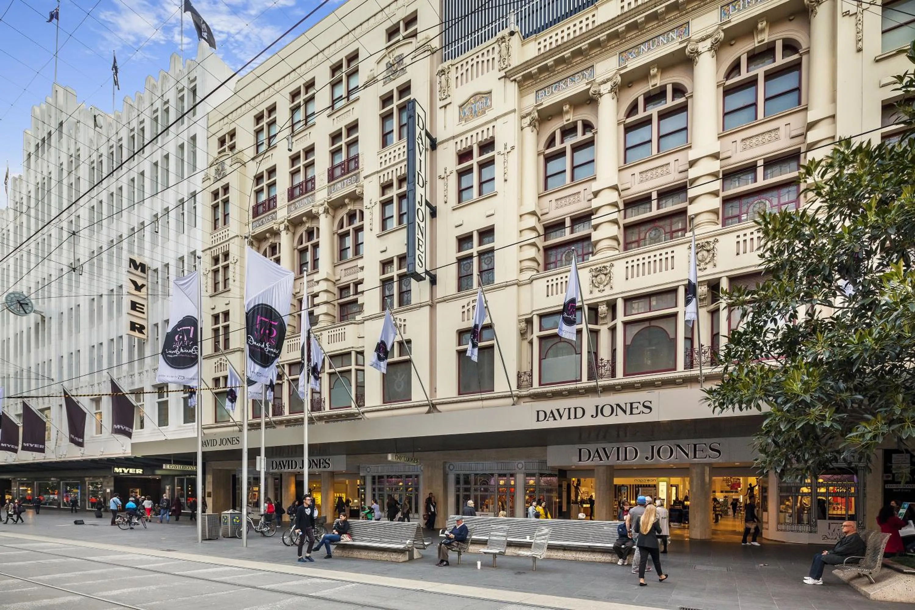 Property building in Melbourne CBD Central Apartment Hotel Official
