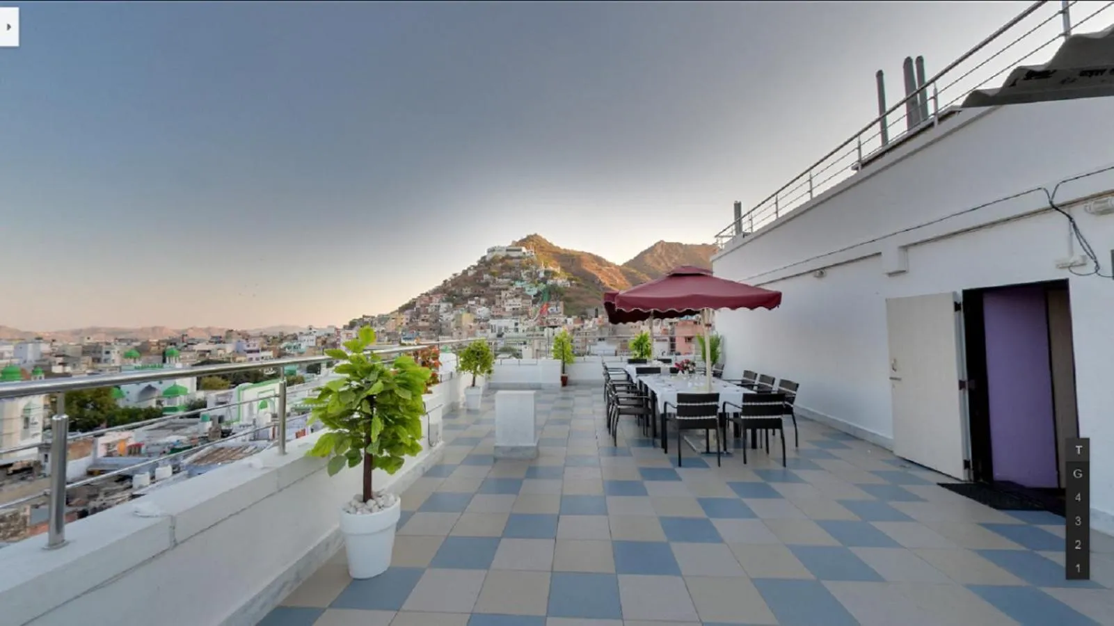 Property building in HOTEL MADNI ROYALE (50 Mtrs from Dargaah), Ajmer