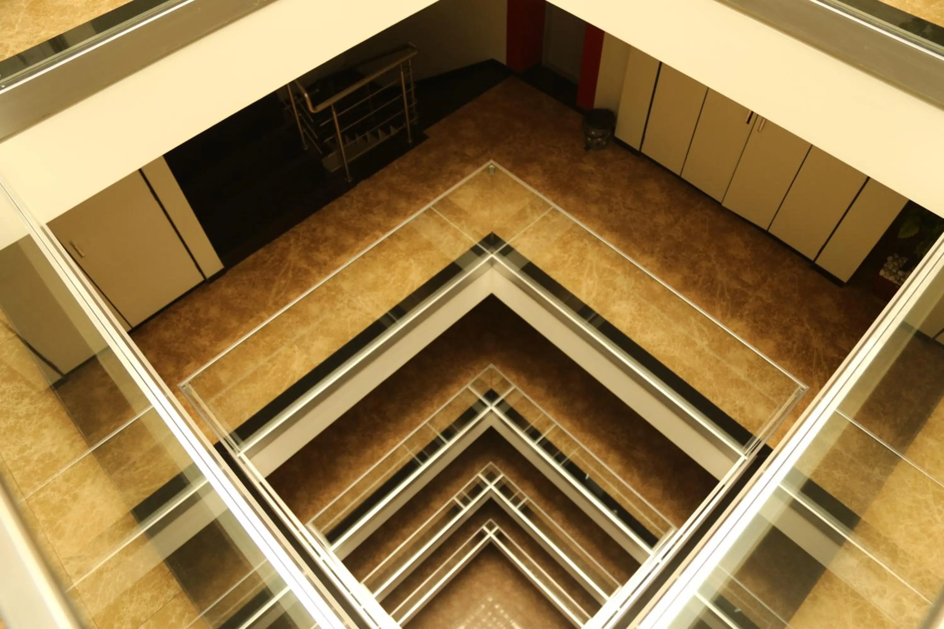 HOTEL MADNI ROYALE (50 Mtrs from Dargaah), Ajmer