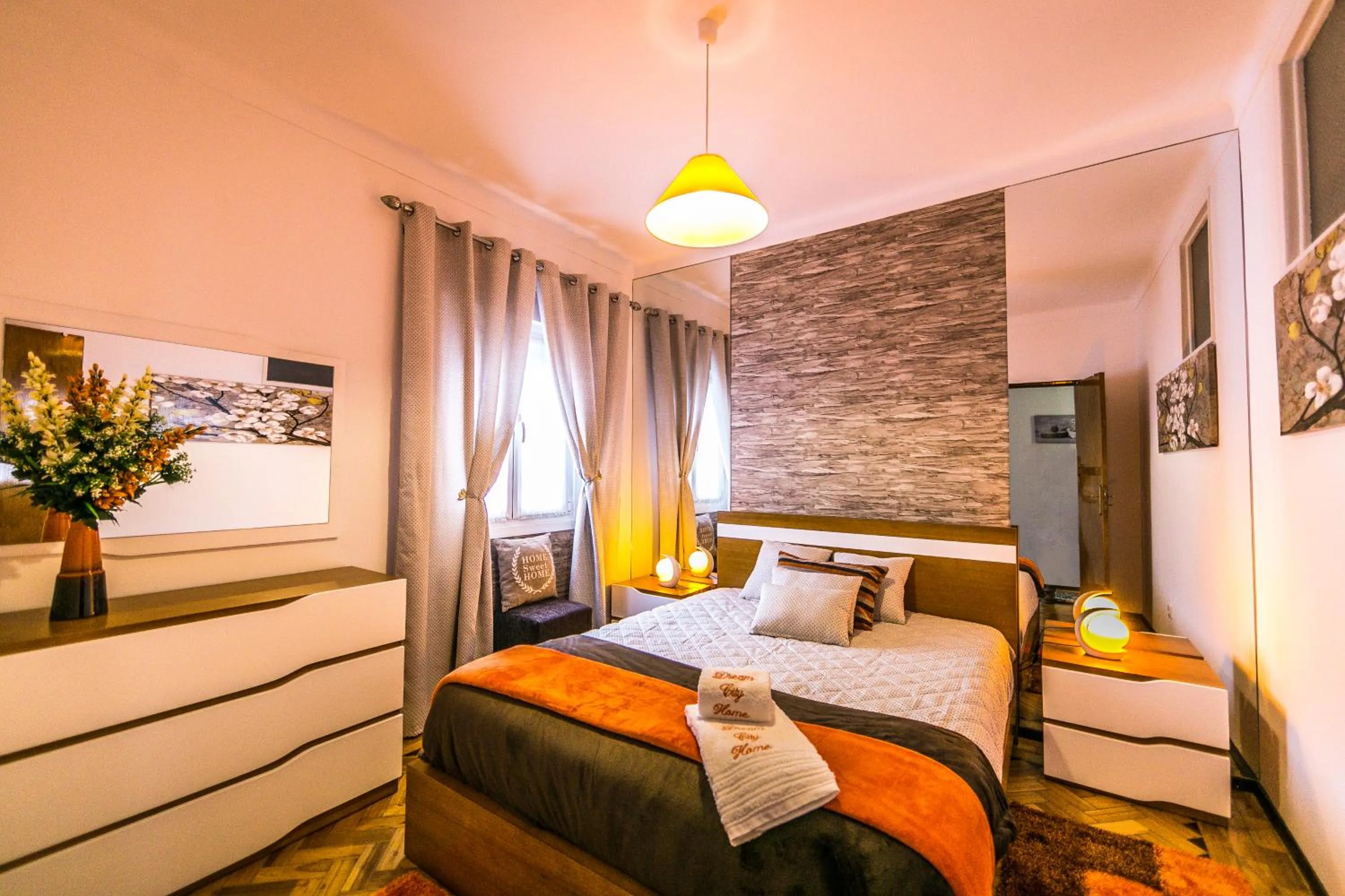 Bedroom, Bed in Dream city home 2