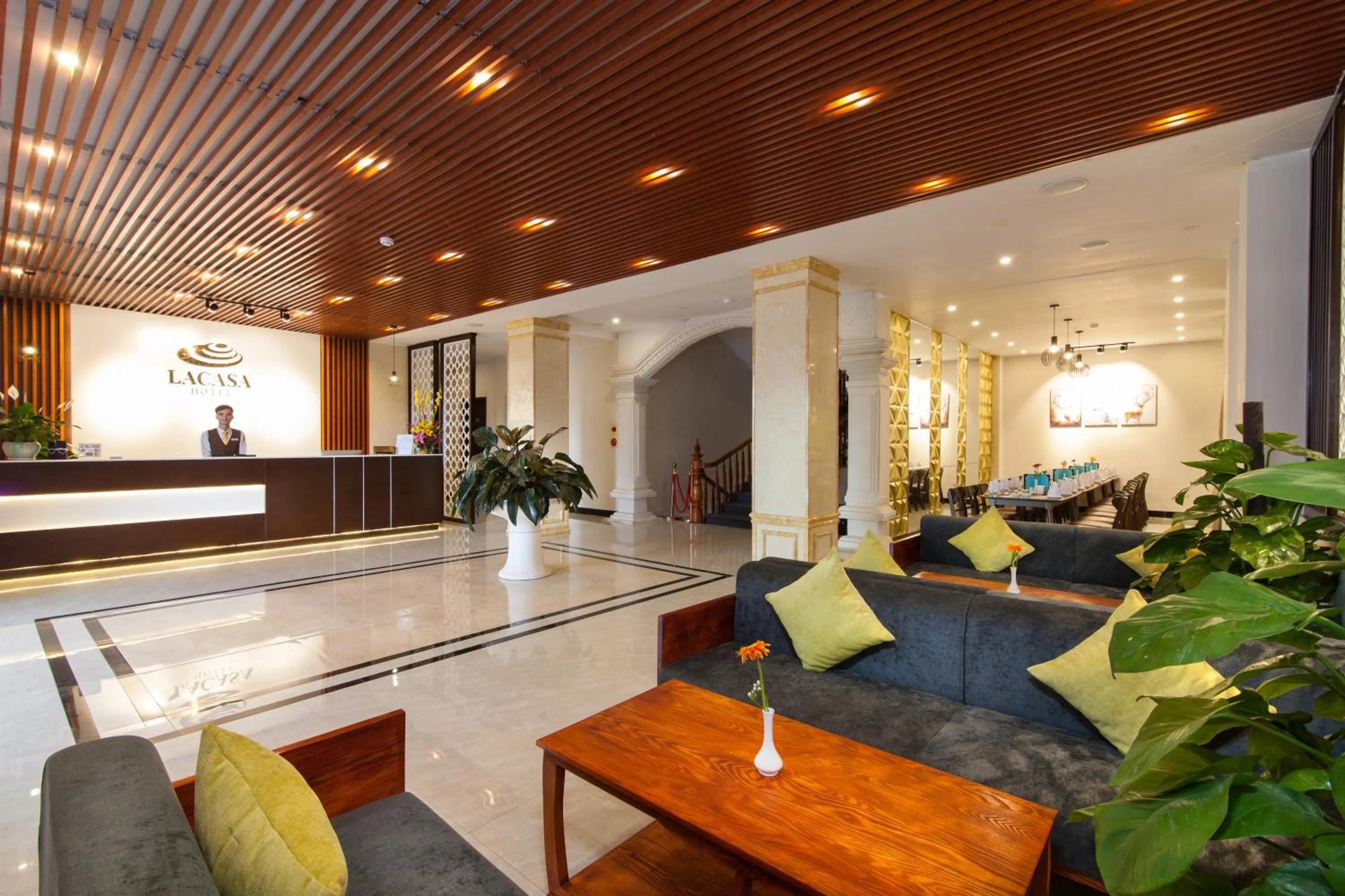 Communal lounge/ TV room in Lacasa Sapa Hotel