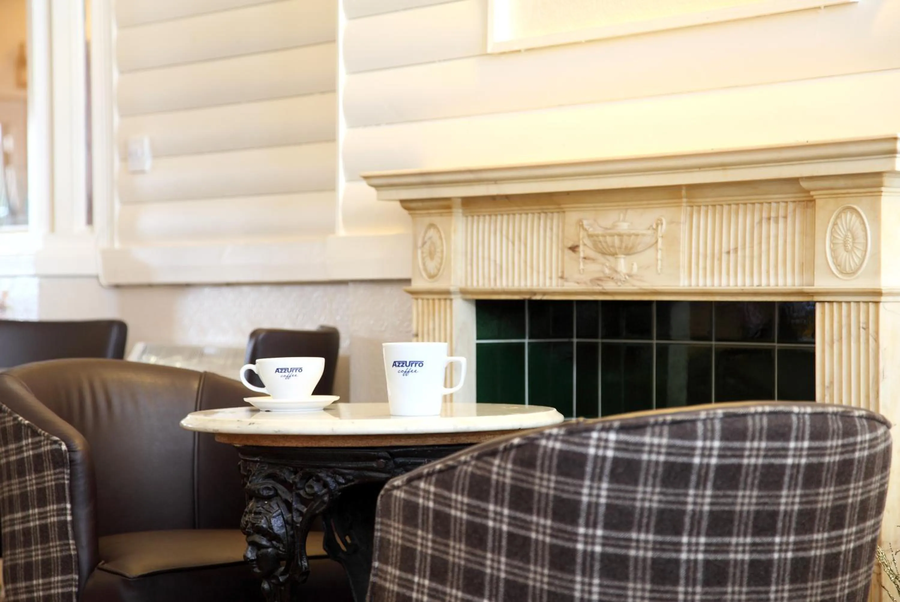 Coffee/tea facilities in Columba Hotel