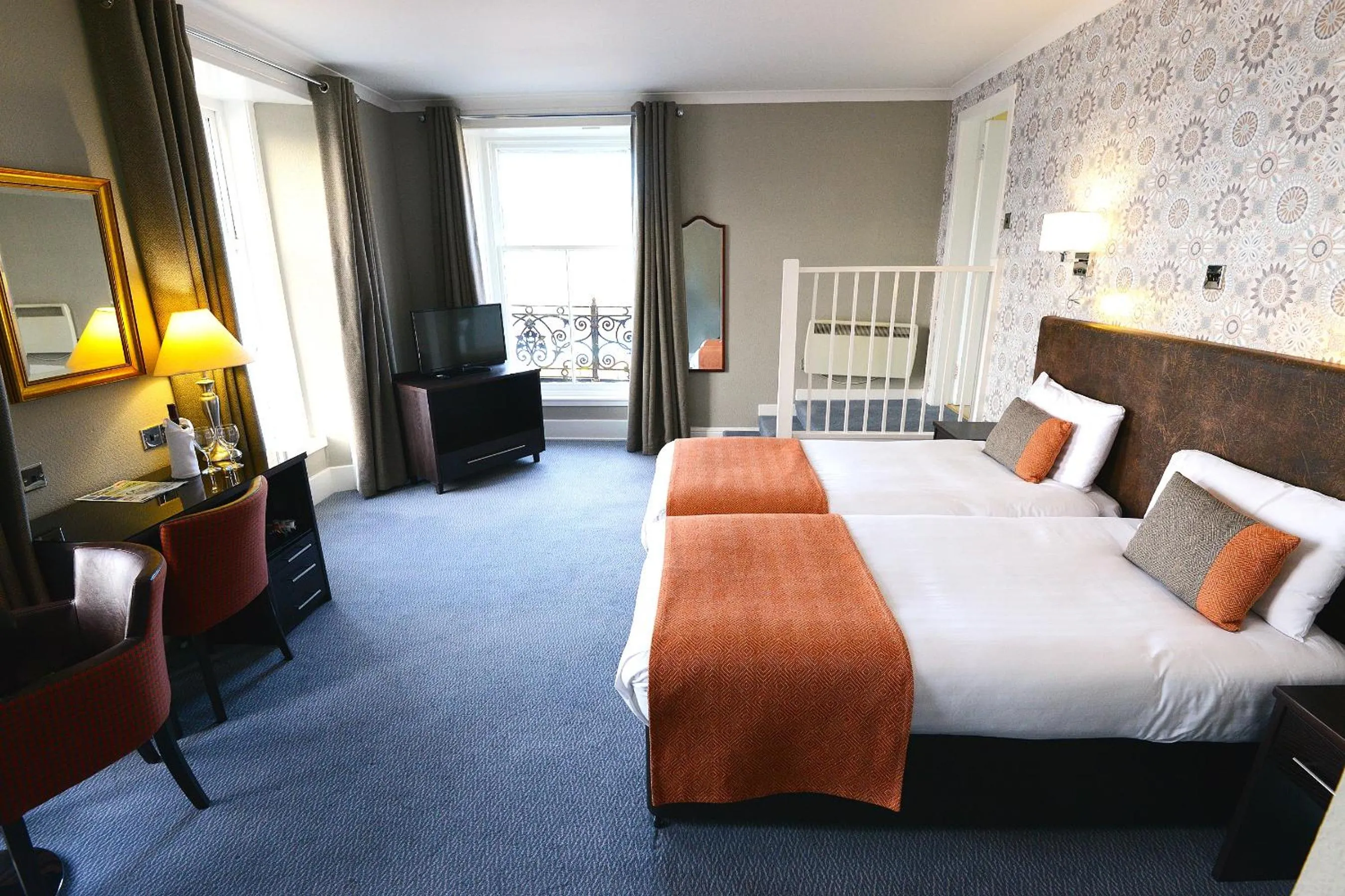 View (from property/room), Bed in Columba Hotel