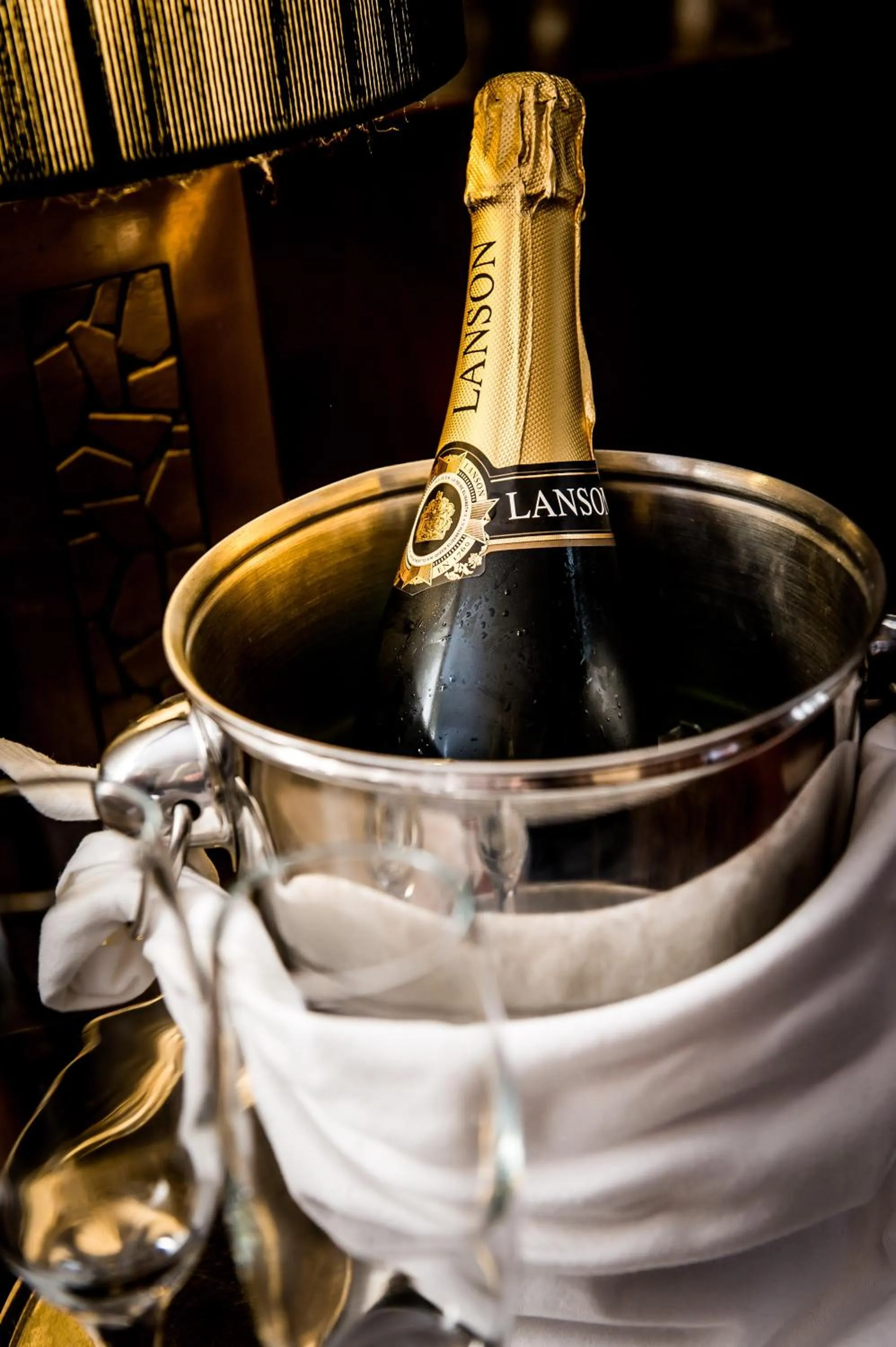 Alcoholic drinks in Best Western Queens Hotel