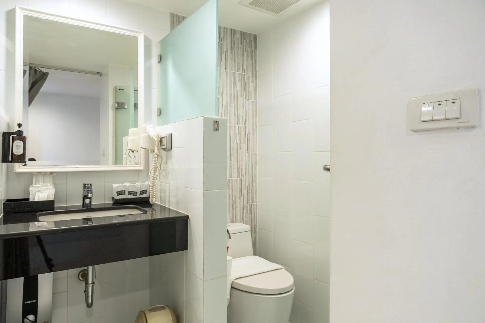 Toilet in Sabai Sathorn Service Apartment