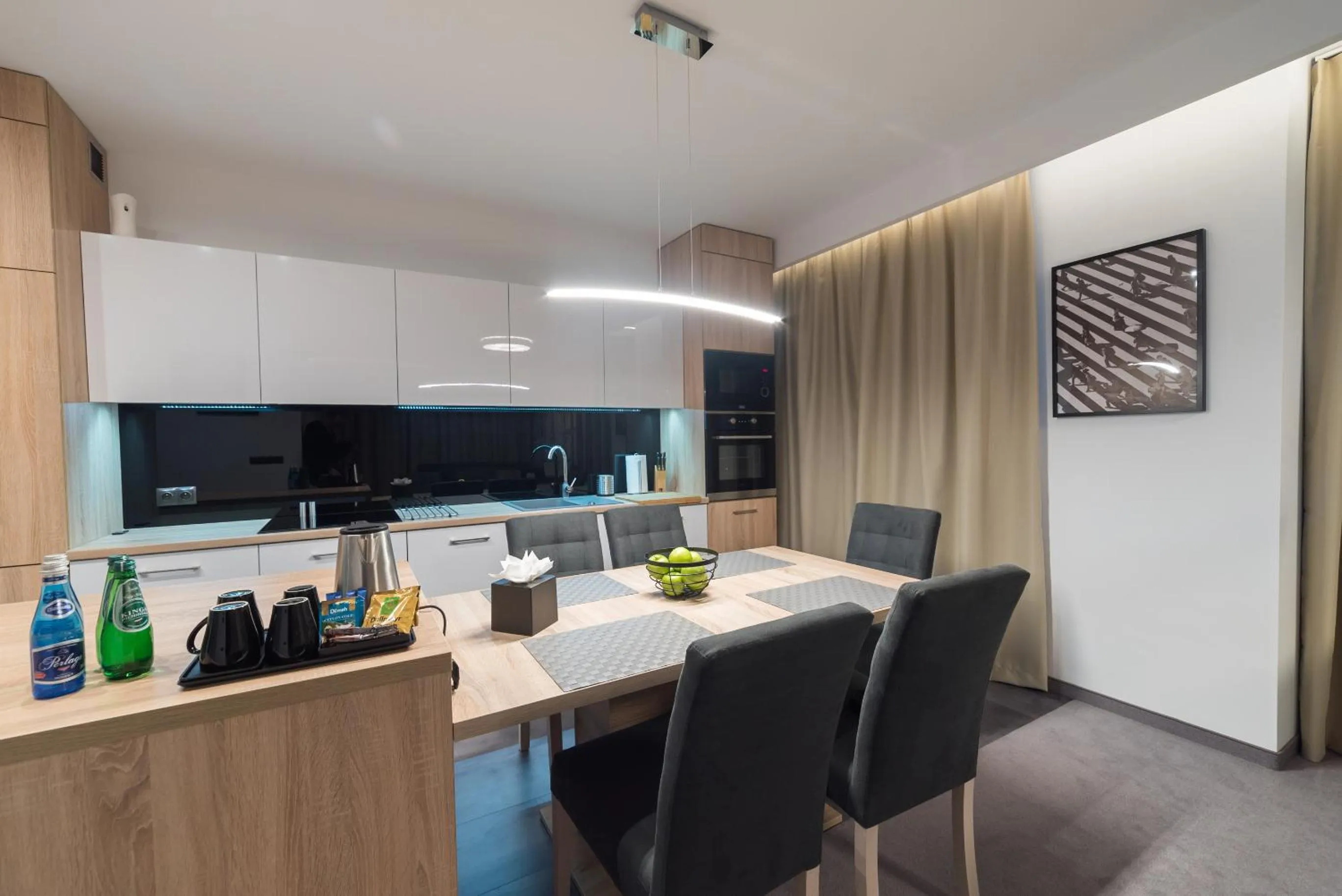 Kitchen or kitchenette in Apart-Hotel VIVI RESIDENCE & SPA
