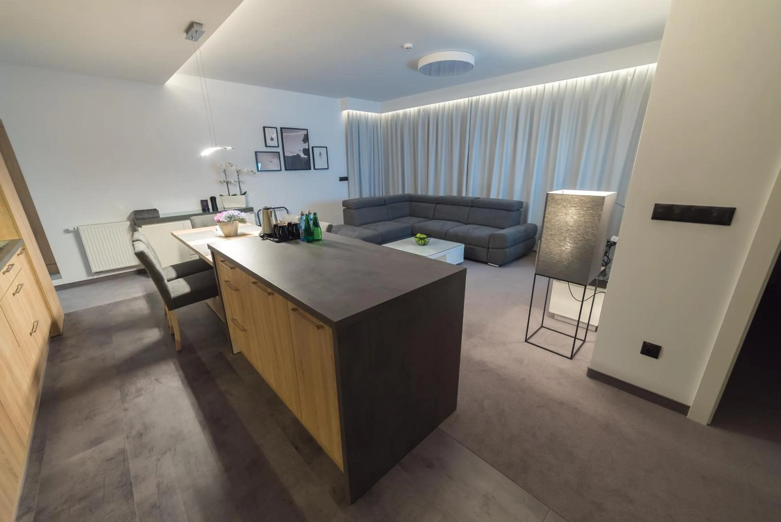 TV and multimedia in Apart-Hotel VIVI RESIDENCE & SPA