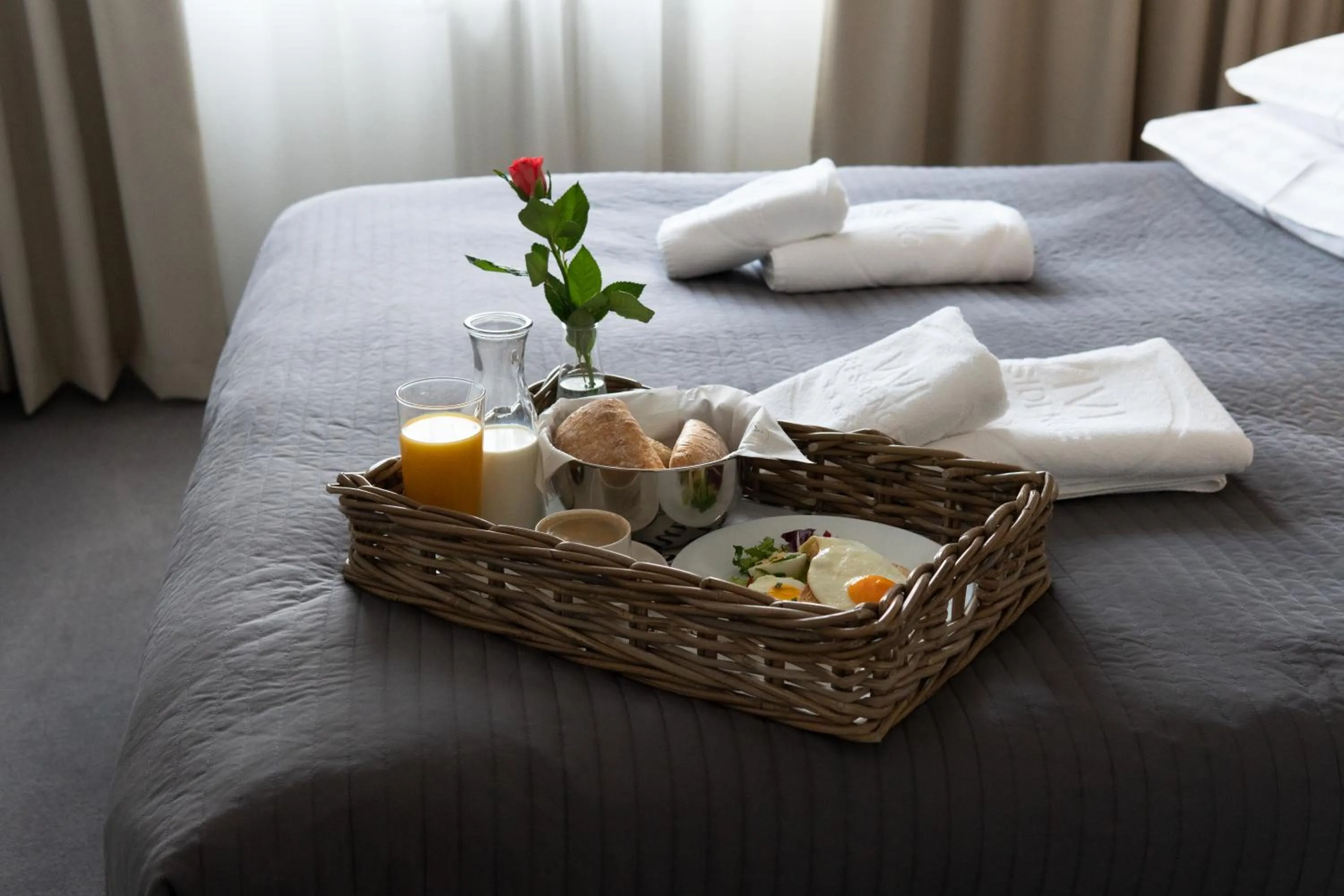 Food and drinks, Bed in Apart-Hotel VIVI RESIDENCE & SPA