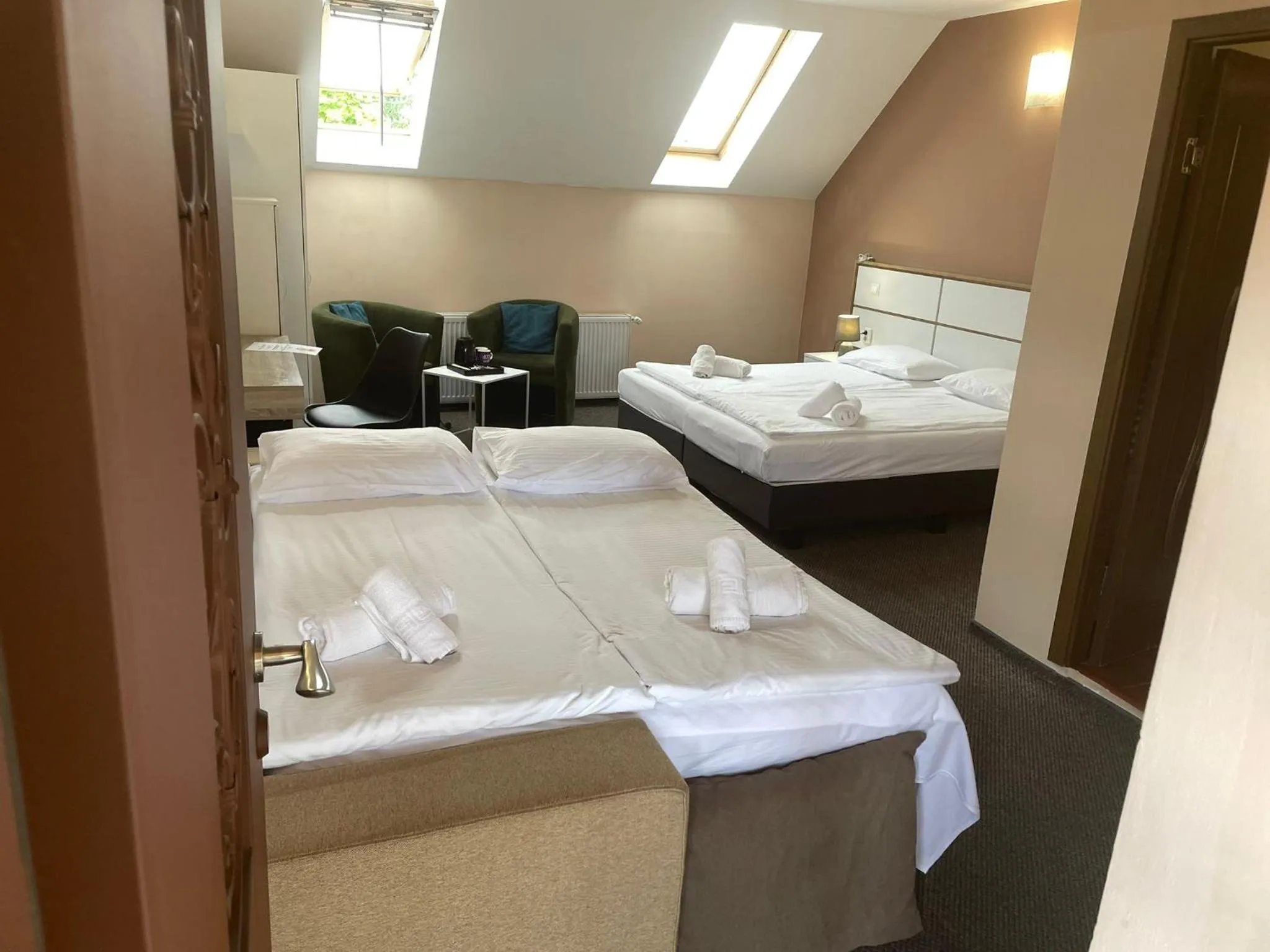 Bed in Long Street Hotel