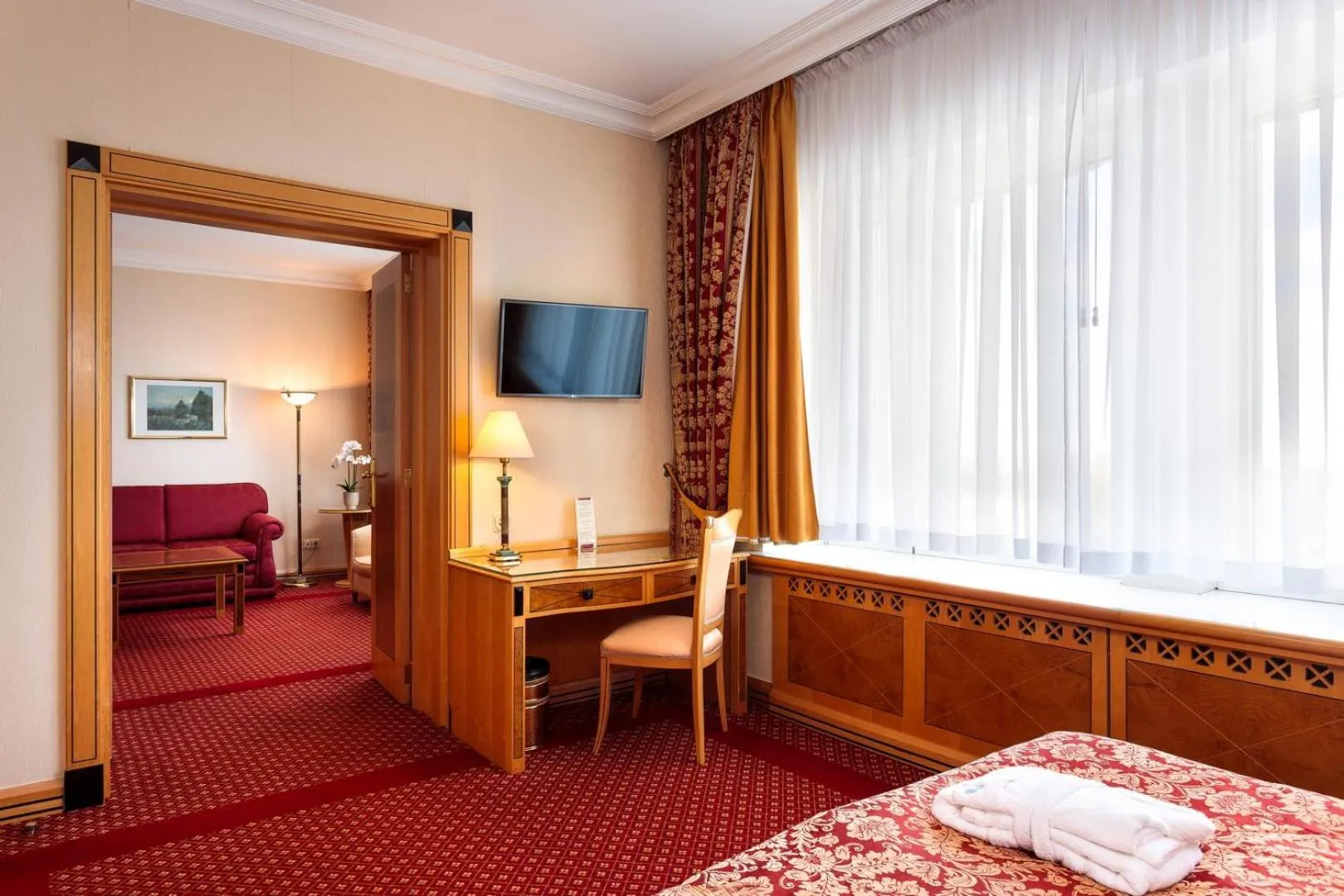 Photo of the whole room, Bed in Natsionalny Hotel