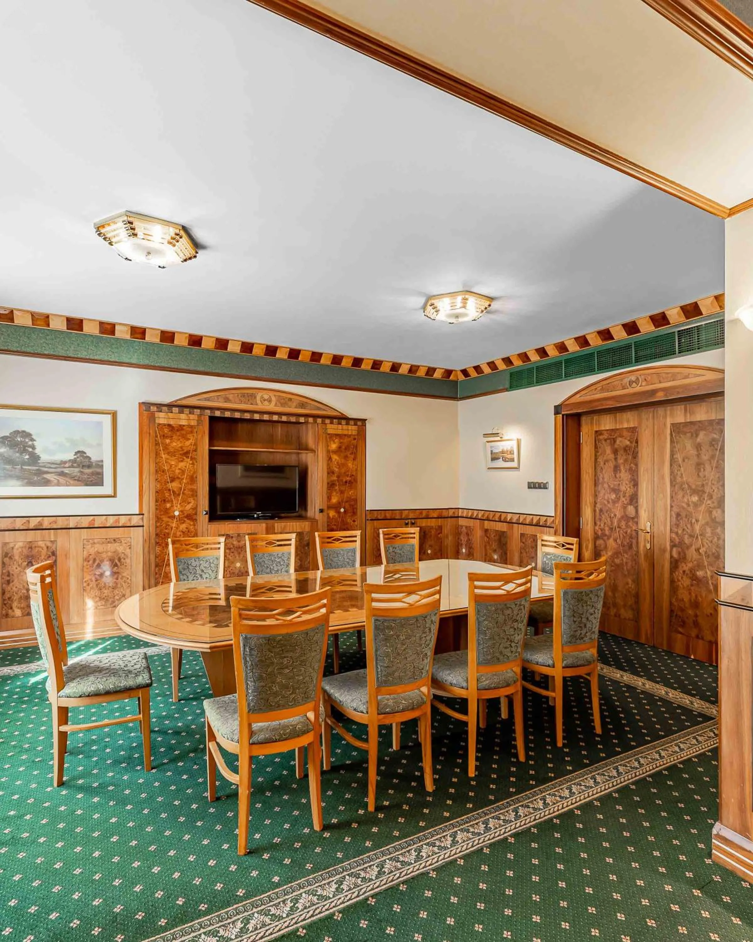 Meeting/conference room in Natsionalny Hotel