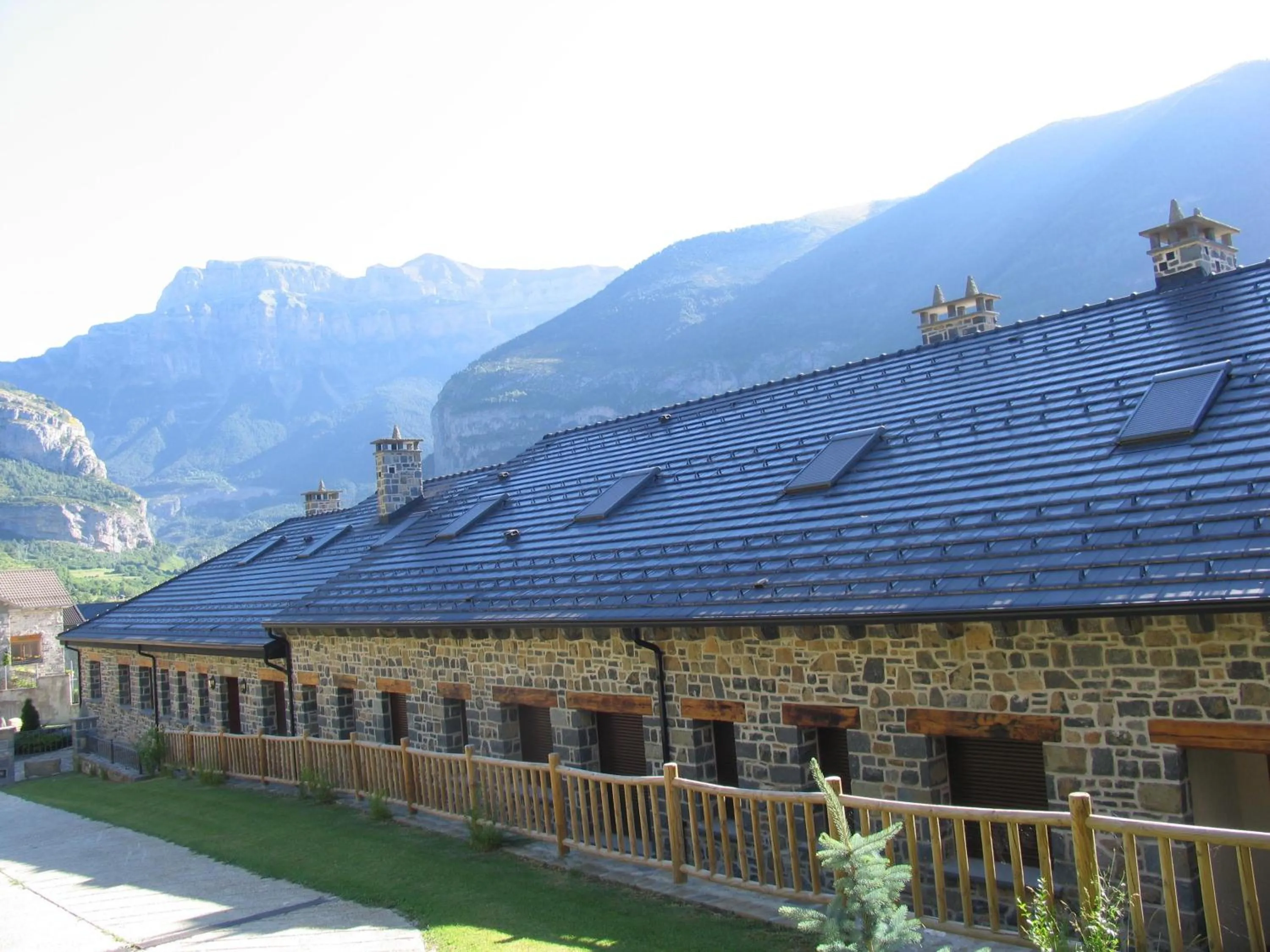 Villa Russell Hotel&Apartments