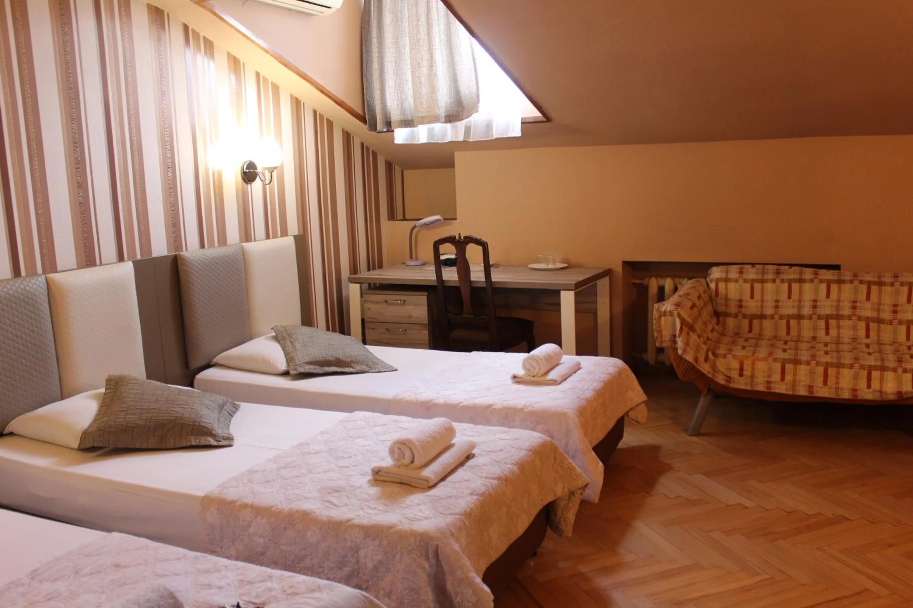 Bed in Georgian House