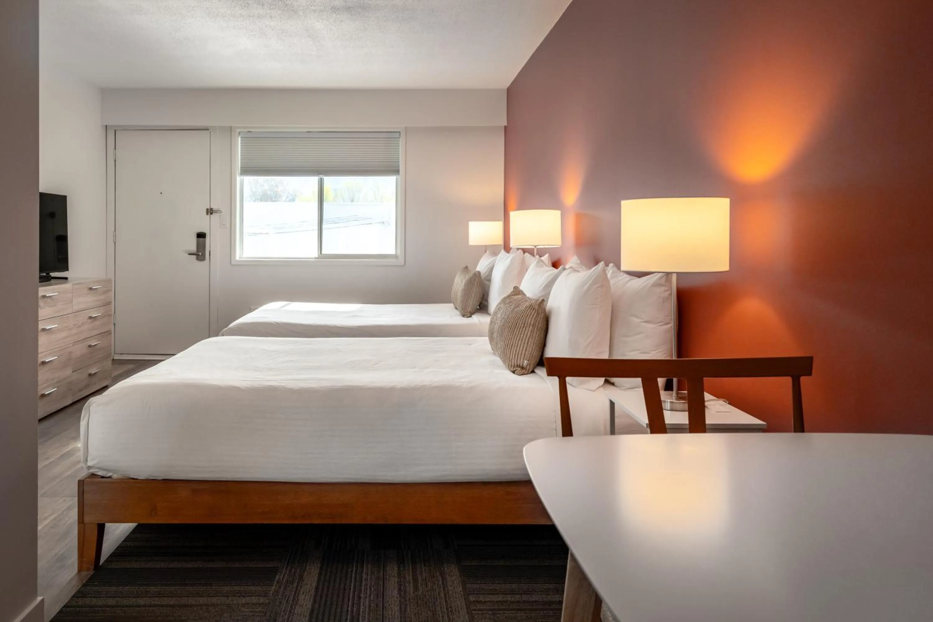 Bed in Okanagan Lakefront Resort